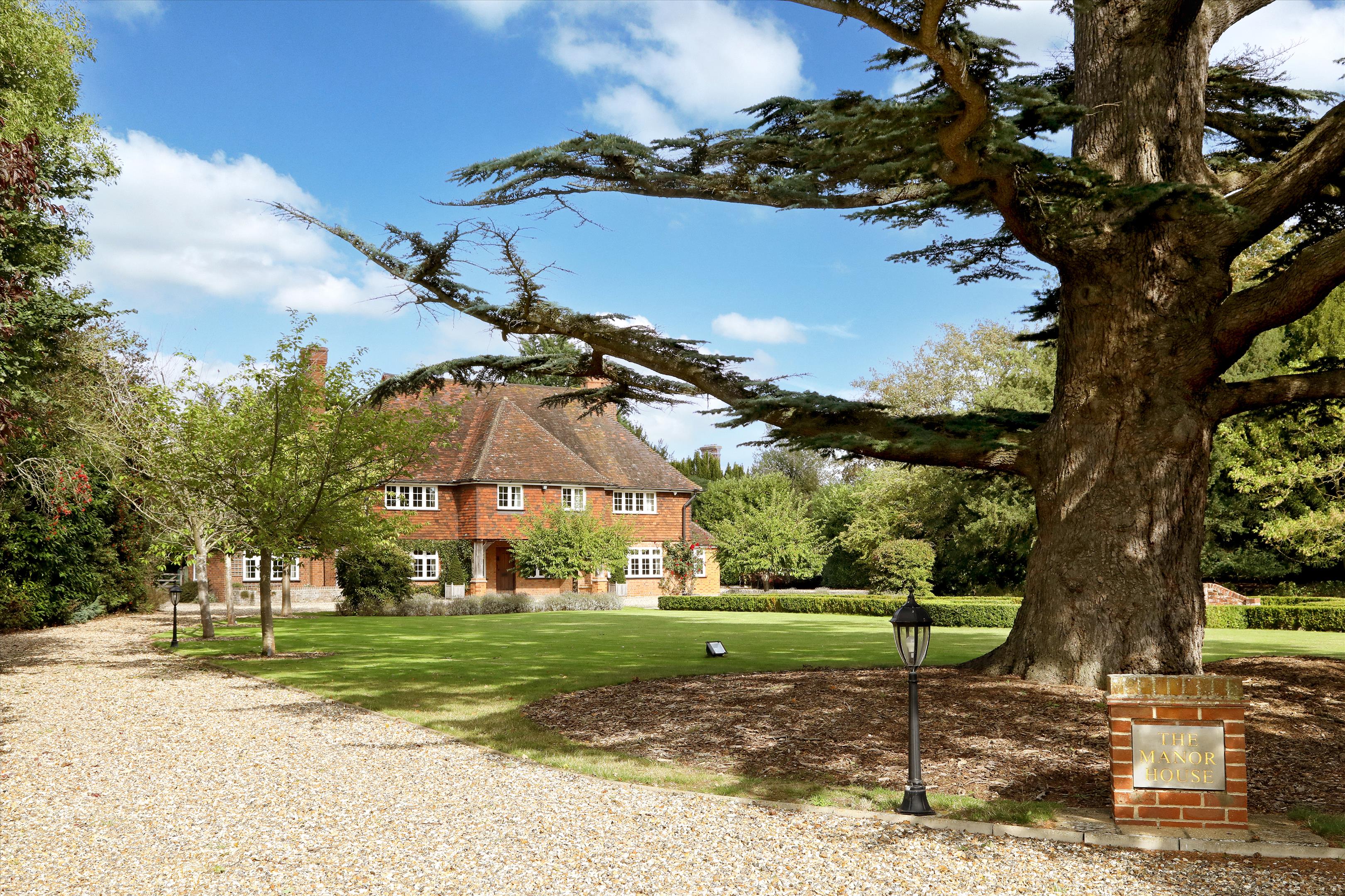 6 bedroom country house for sale