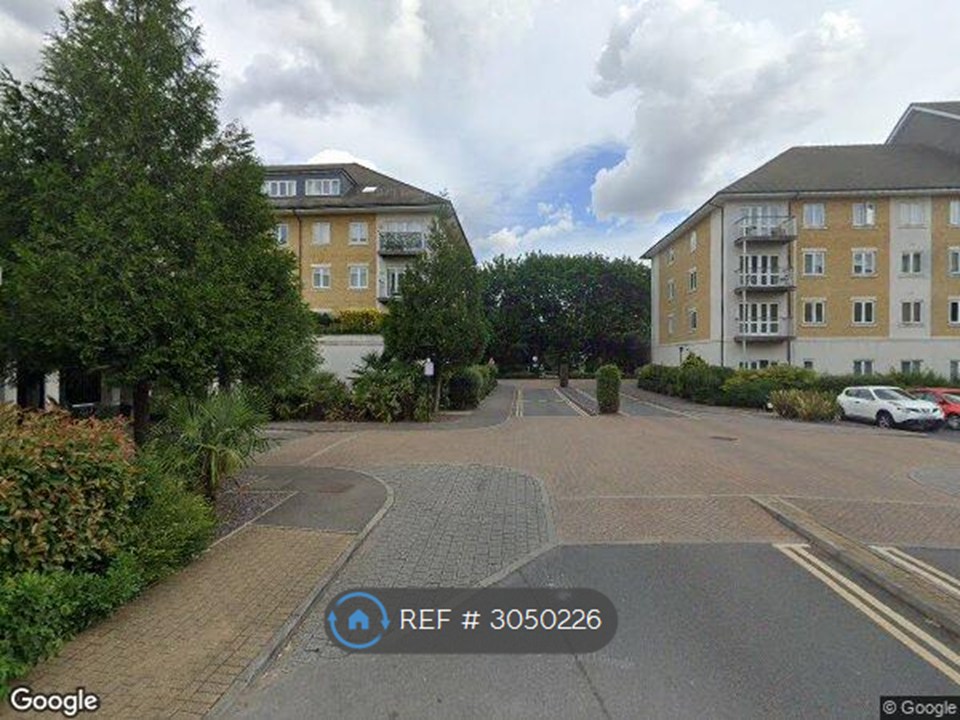 Arlington House Park Lodge Avenue, West Drayton photo 2