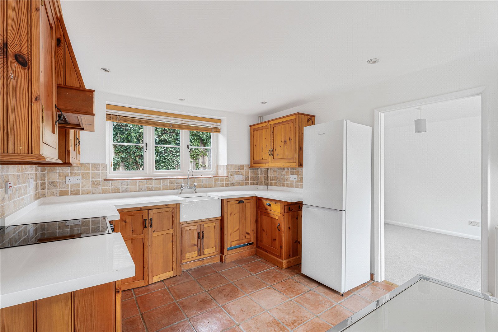 2, St. Nicholas Close, Islip photo 4