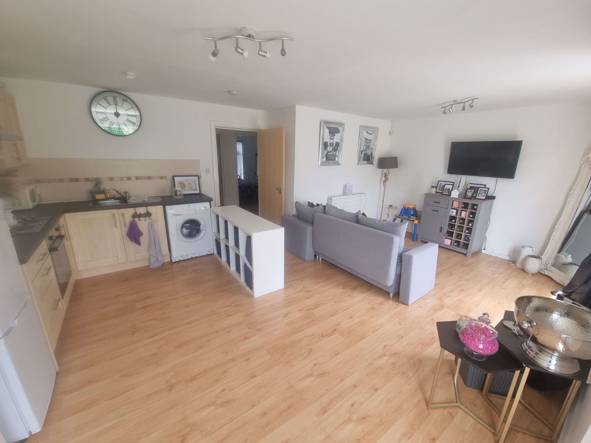 32 Knightsbridge Court Pilch Lane, Liverpool photo 4