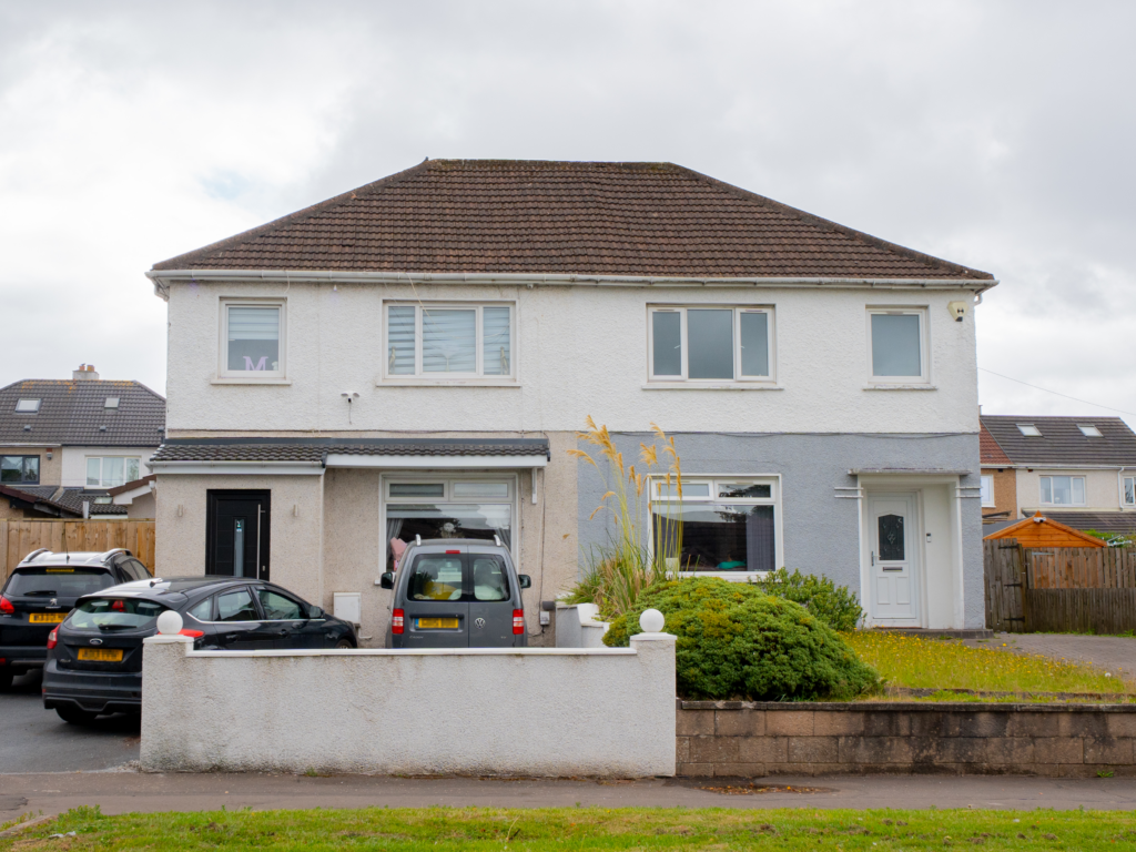 97, Canniesburn Road, Glasgow photo 5