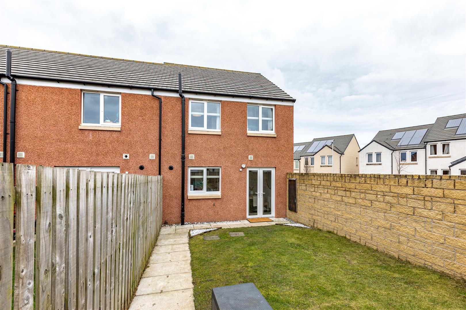 27, Stonyford, Lauder photo 4