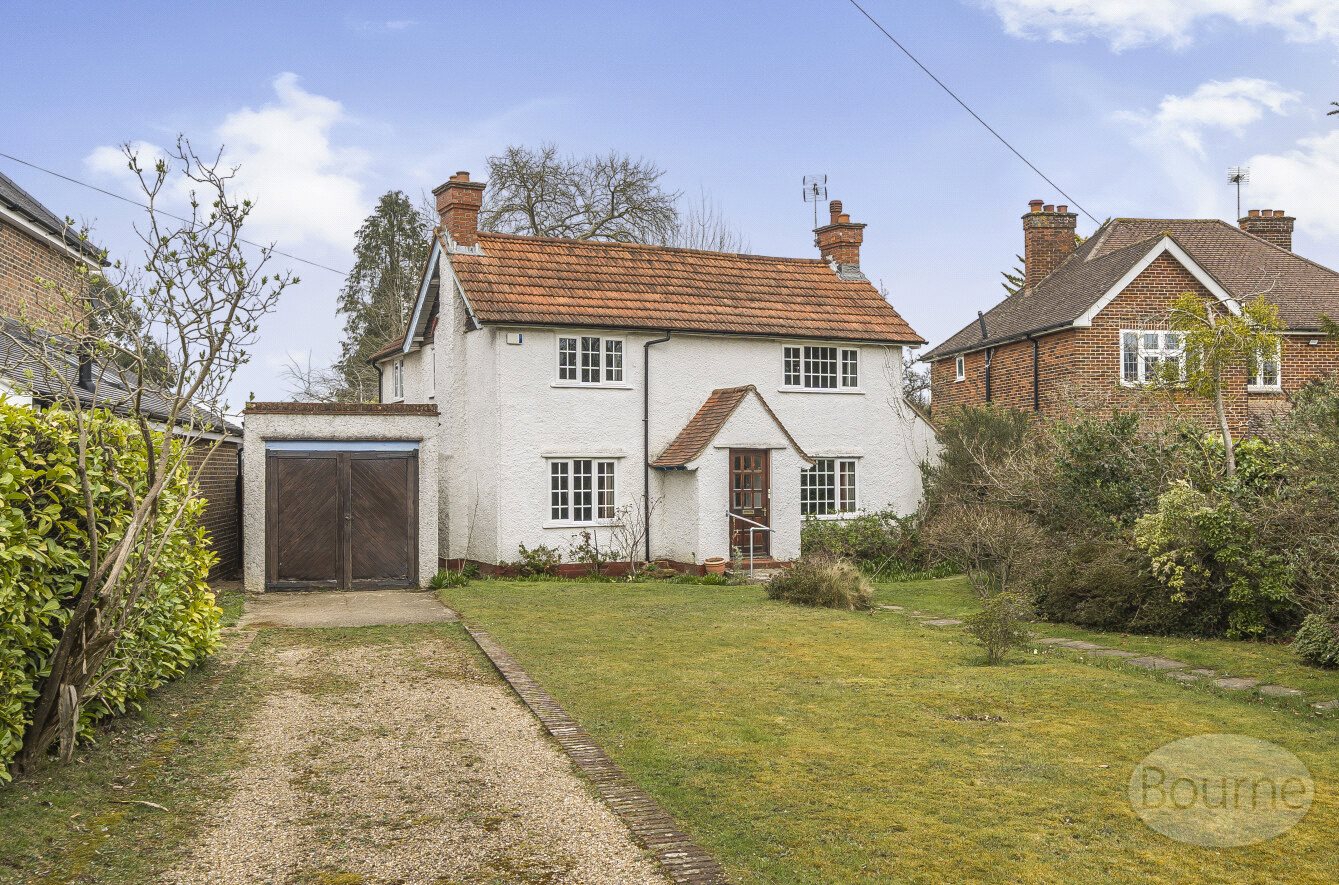 4 bedroom detached house for sale 0