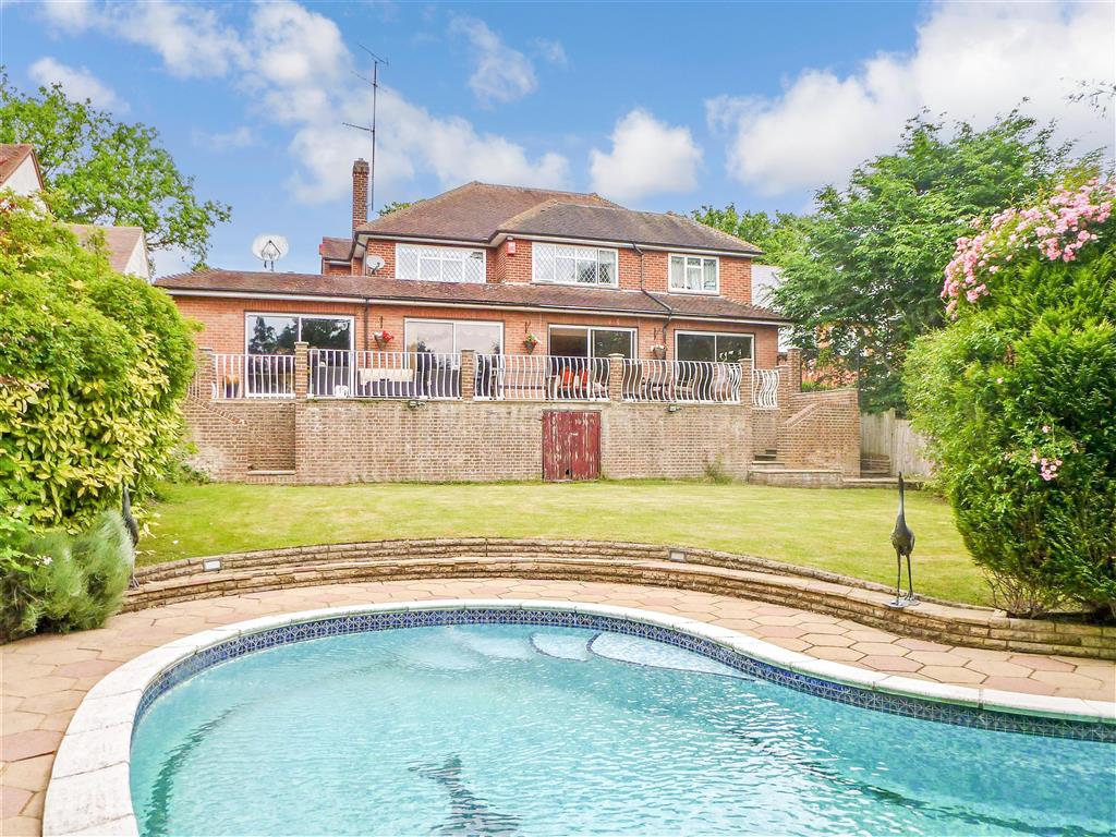 4 bedroom detached house for sale 0