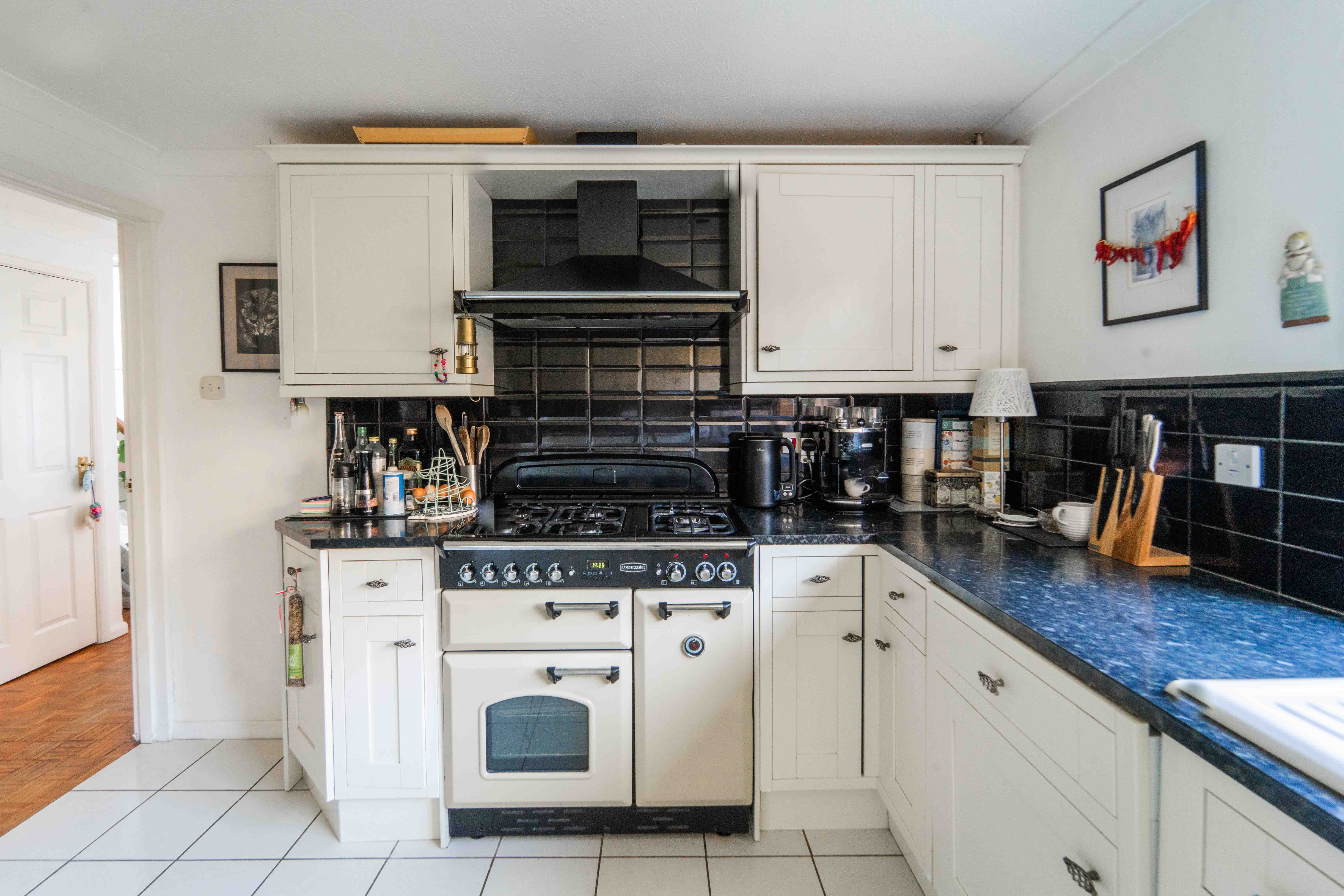5, Hill Brow Close, Rowlands Castle photo 4