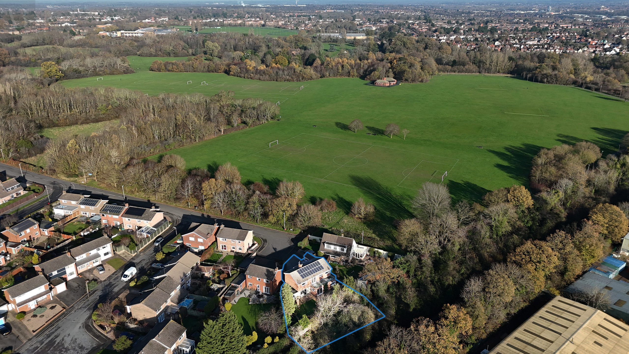 81 Park View, Leicester photo 4