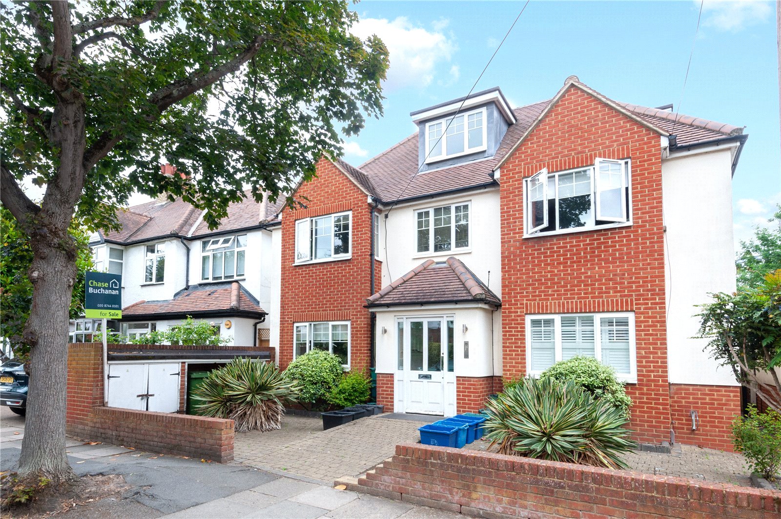 1-bed flat on Flat 1, 2, Chudleigh Road, Twickenham, £1,700/mo