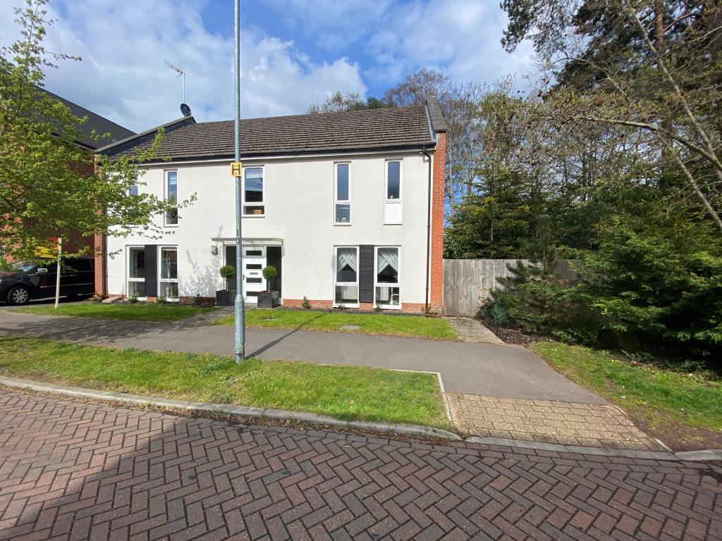 5 bedroom detached house for sale 0