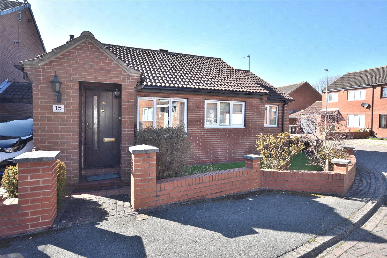 15, Chantry Garth, West Yorkshire photo 3
