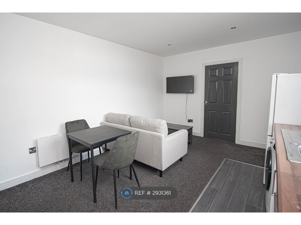 1-bed flat on Apartment  Electro House, Copley Road, Doncaster, £675/mo