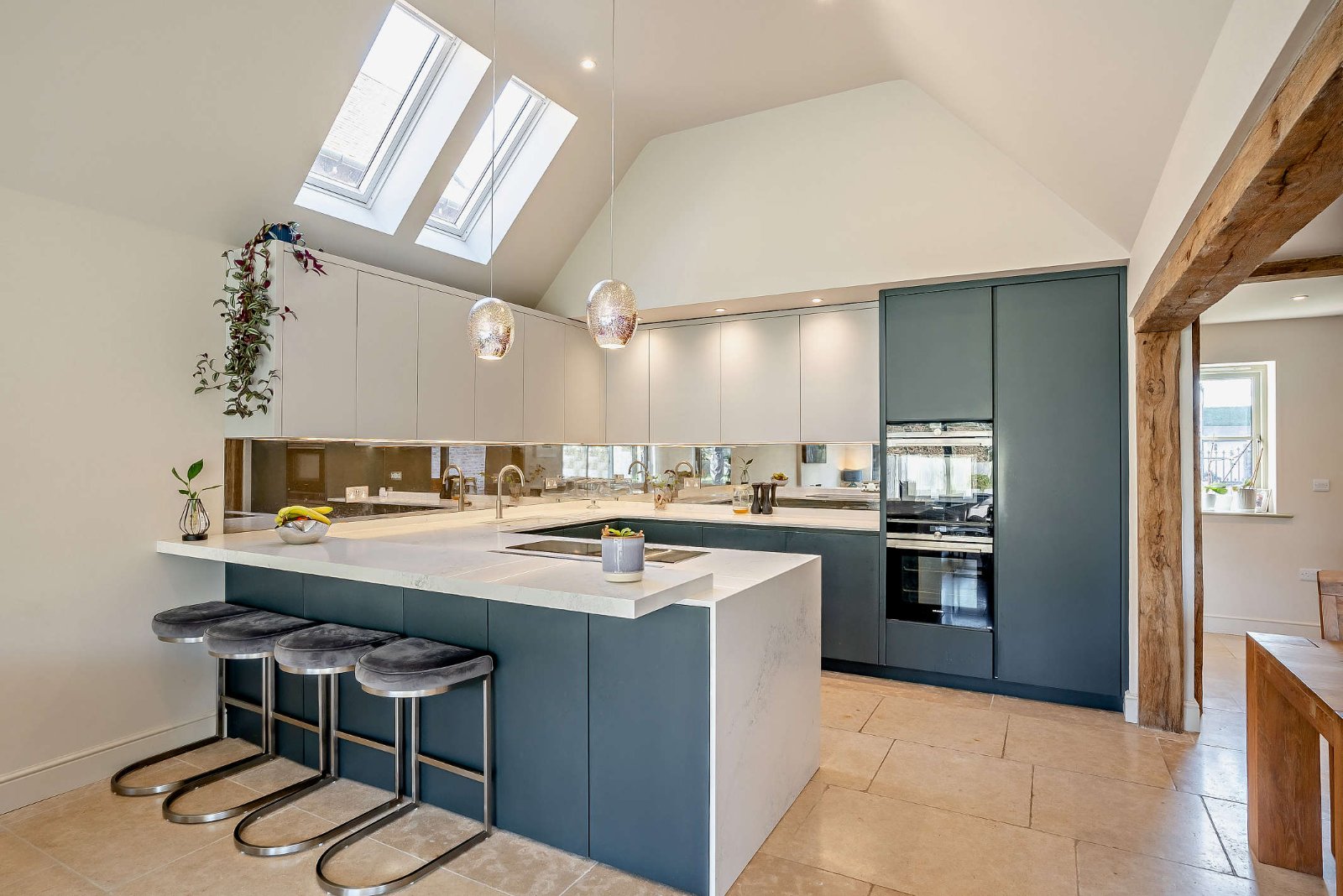 4 bedroom detached house for sale 0