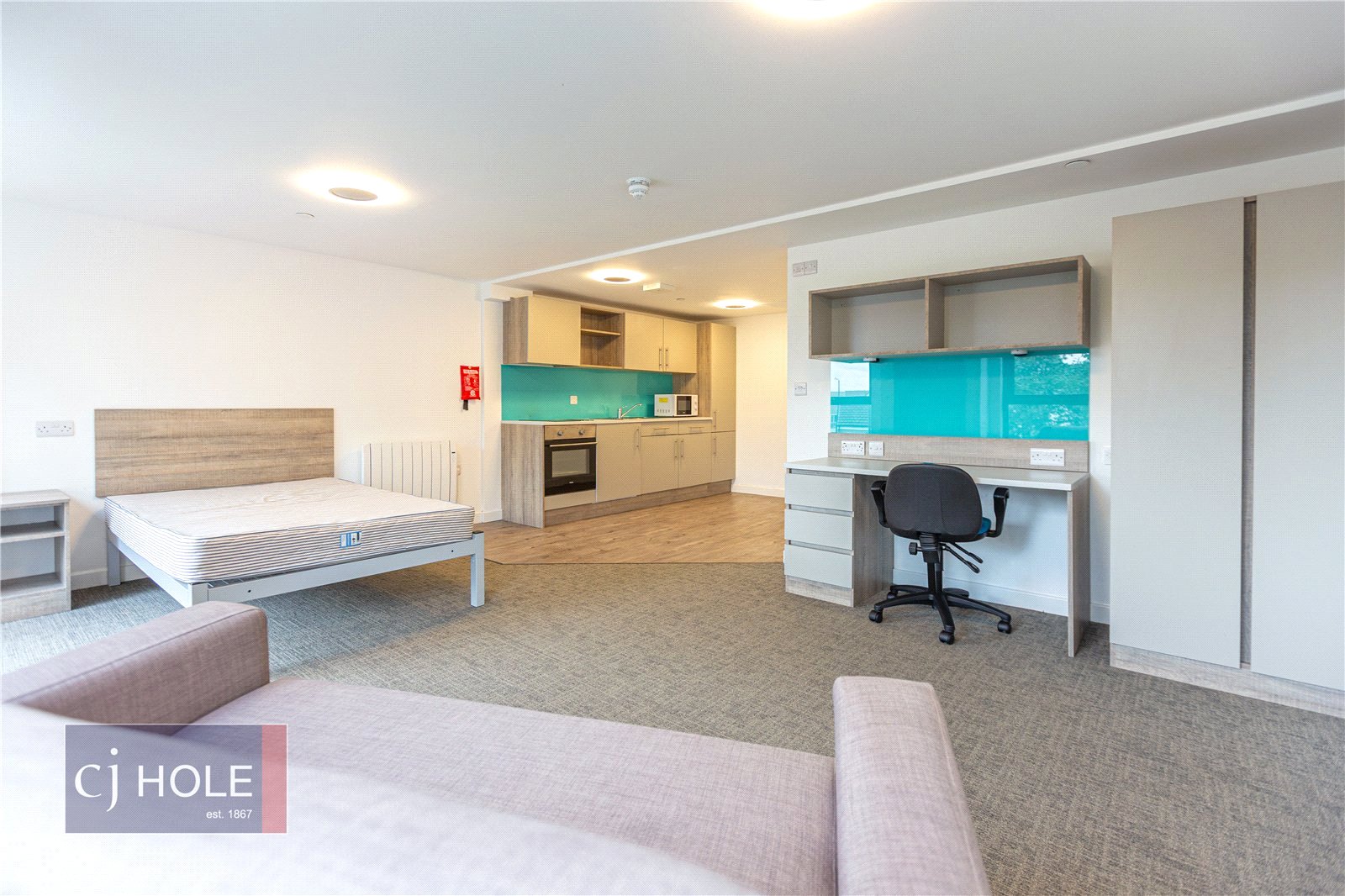 Flat 8, Cheswick Campus, Long Down Avenue photo 4