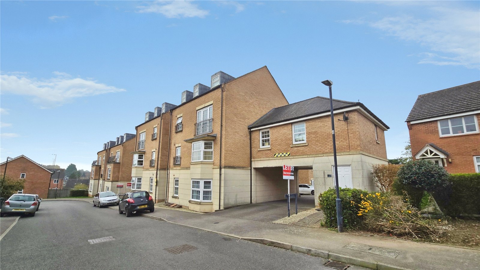 Stowe Drive, Warwickshire photo 5