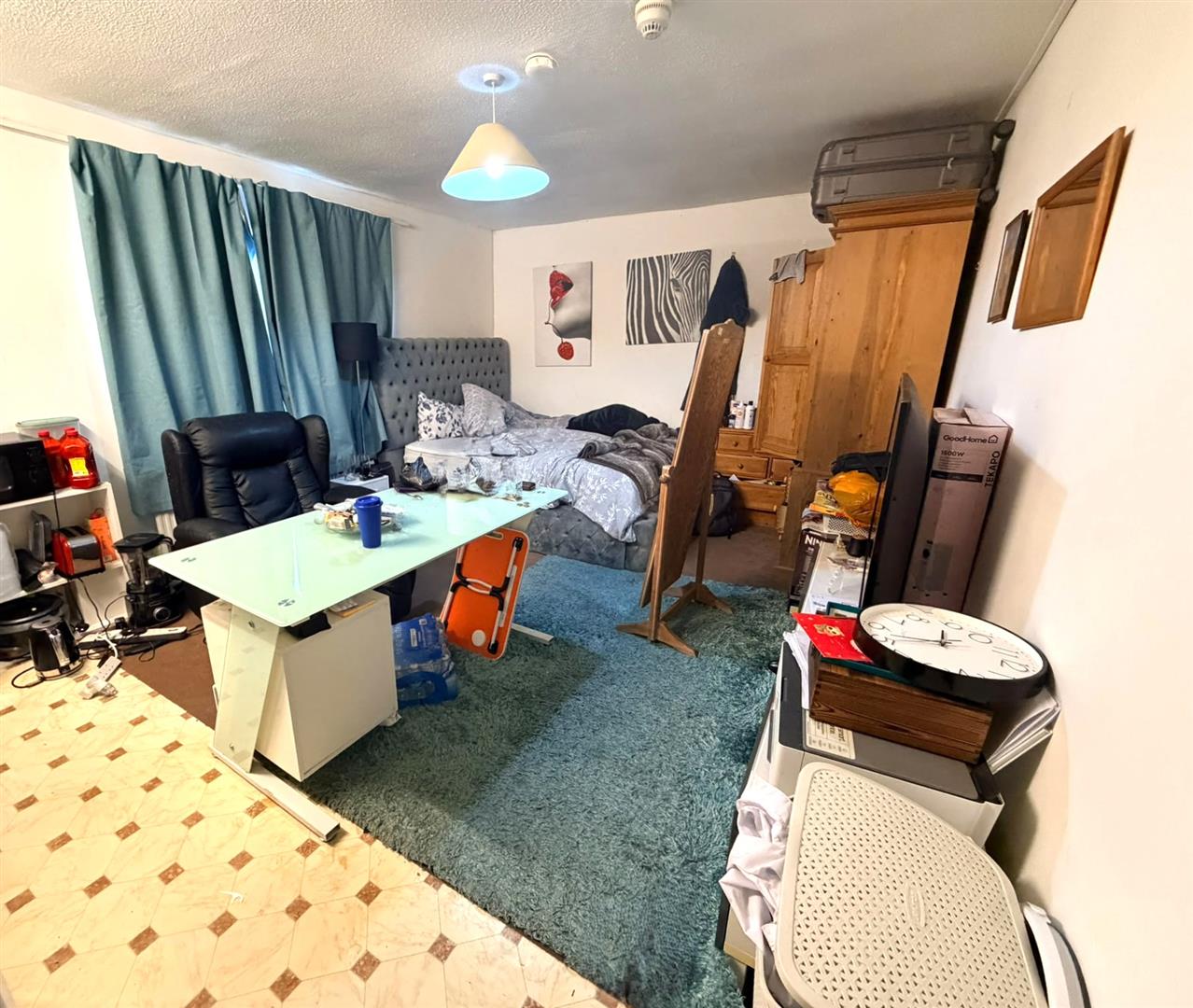 Room 6a, 180, Reading Road South, Fleet photo 5