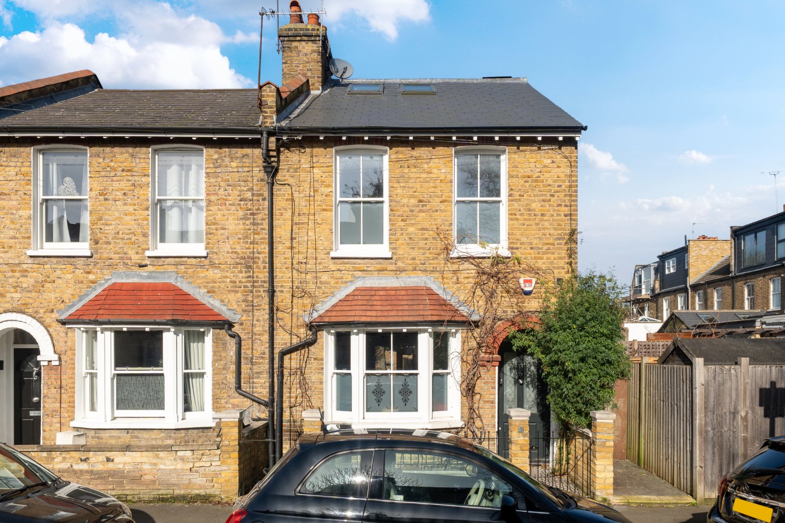 37, Meadow Road, London photo 2
