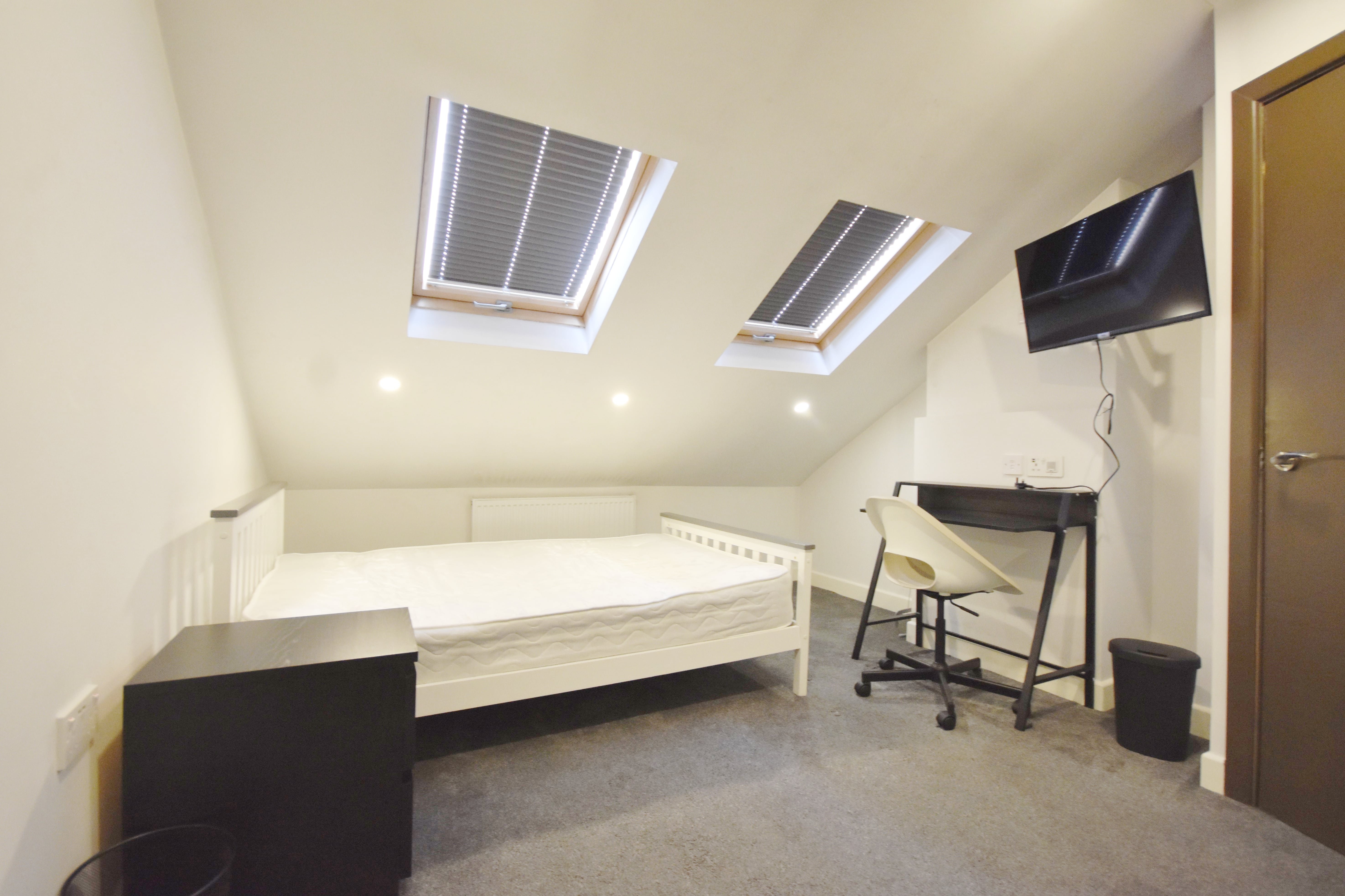 Room 5, 131, Northfield Road, Coventry photo 5