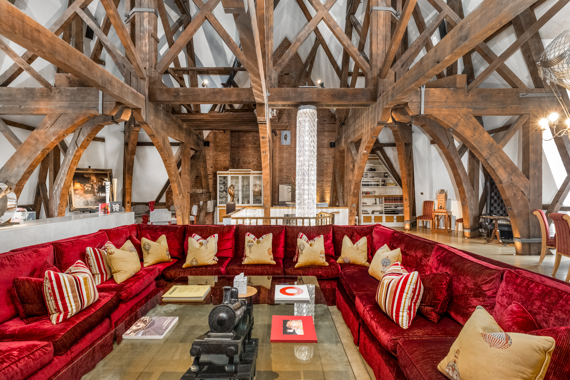 3 bedroom flat for sale 0