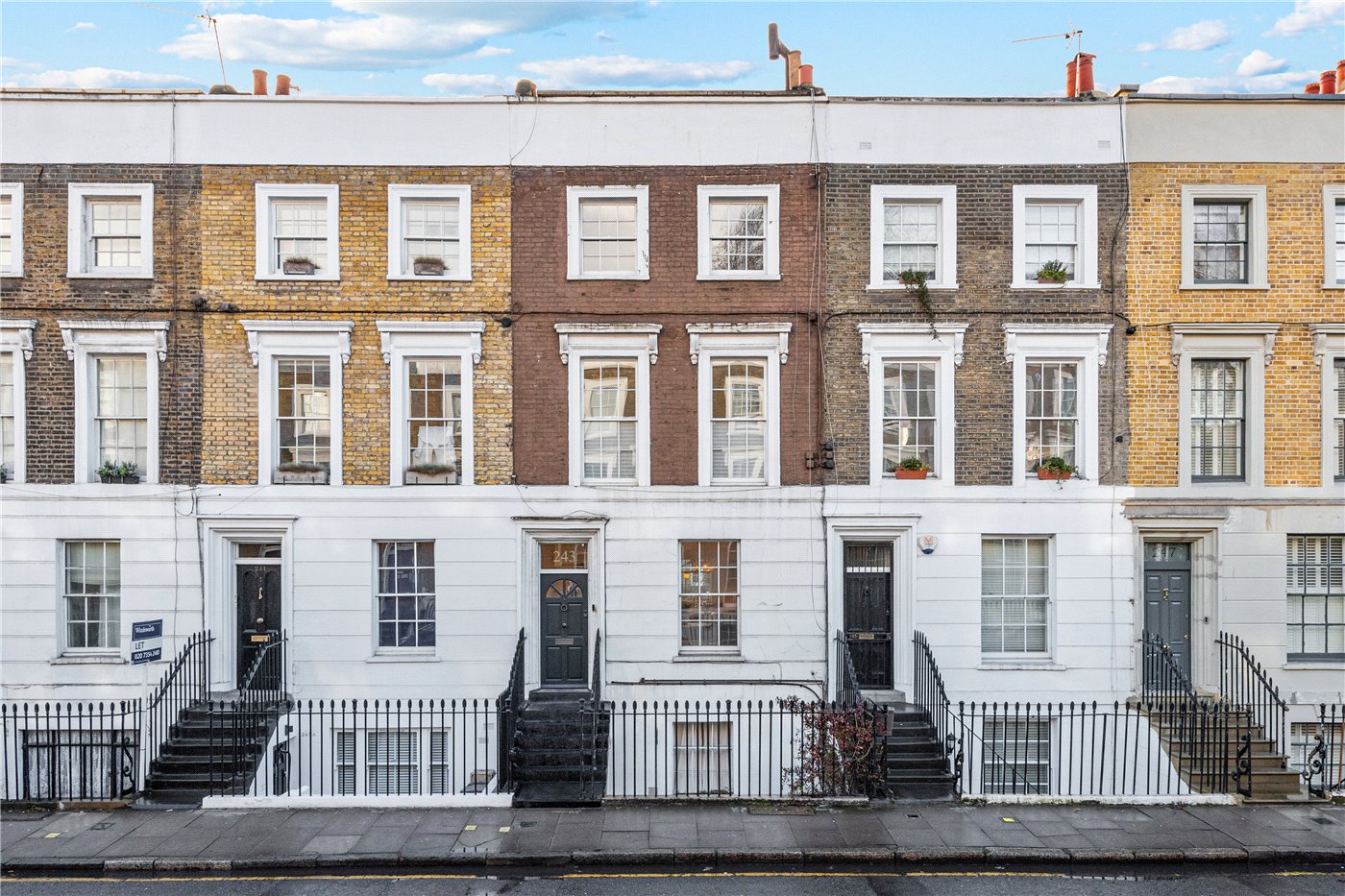 3 bedroom terraced house for sale 0