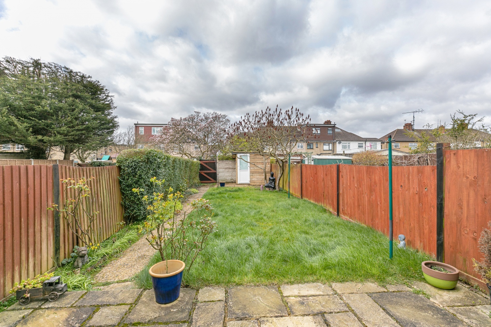 70 Hatherleigh Road, RUISLIP photo 5