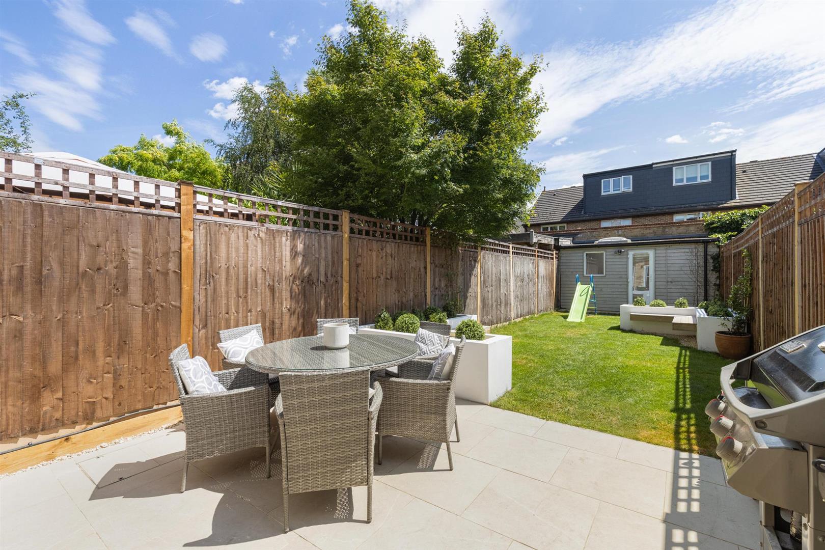 4 bedroom property for sale 0