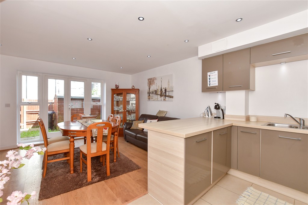 4-bed other on Westwood Drive, Canterbury, £264,500