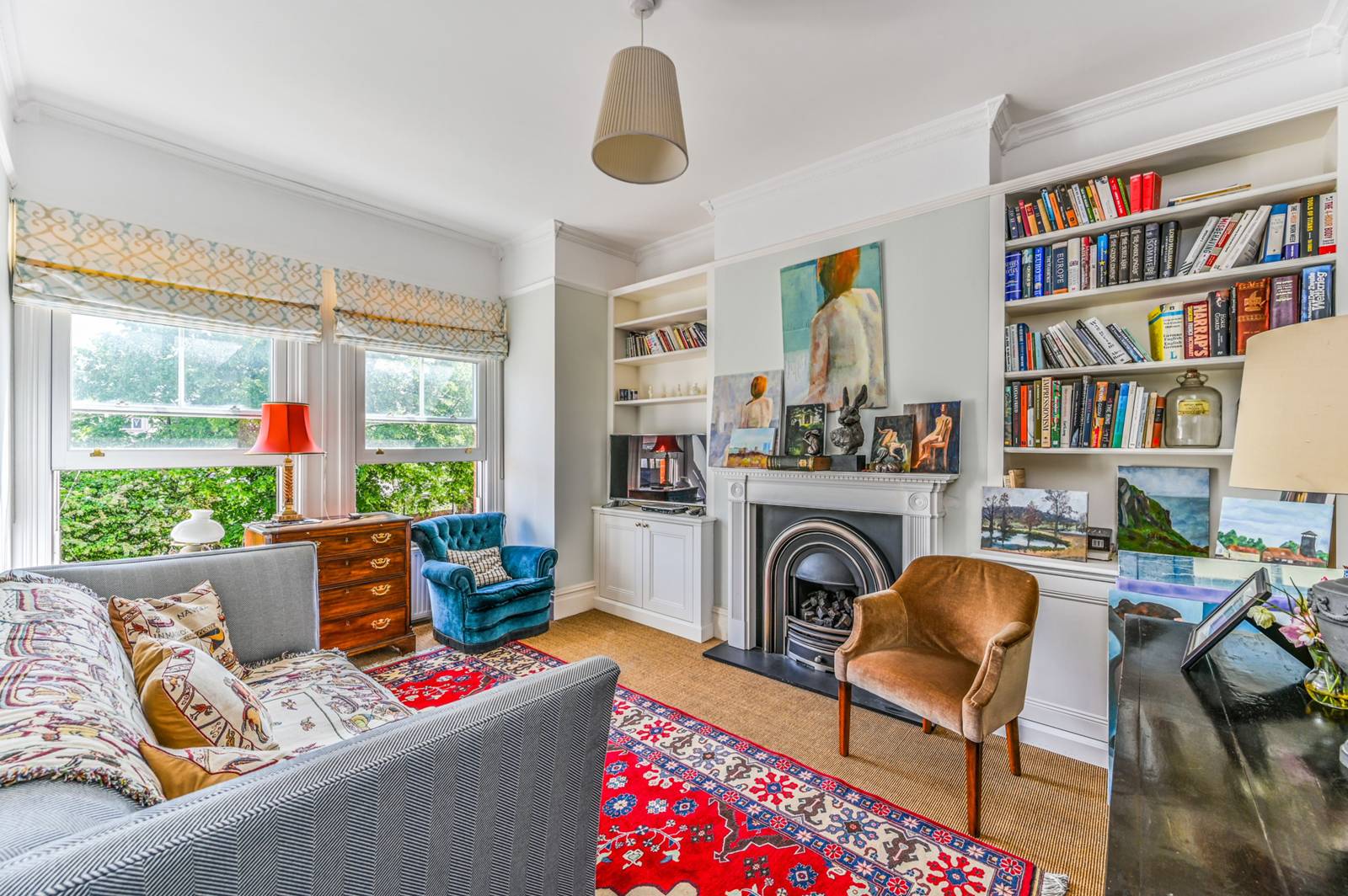 3 bedroom flat for sale in London