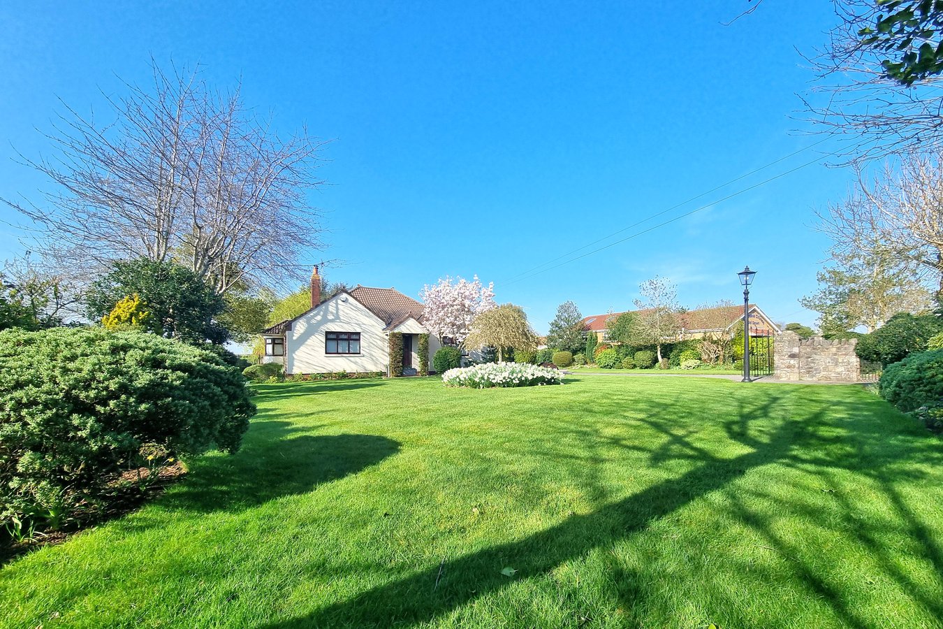 4 bedroom detached house for sale 0