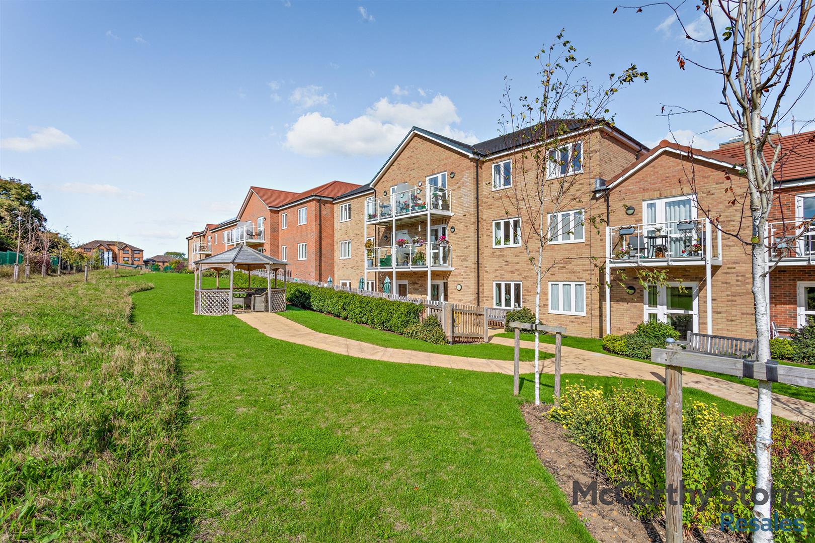 2-bed flat on 38 Bluebell House, Barnsdale Drive, Milton Keynes, £300,000