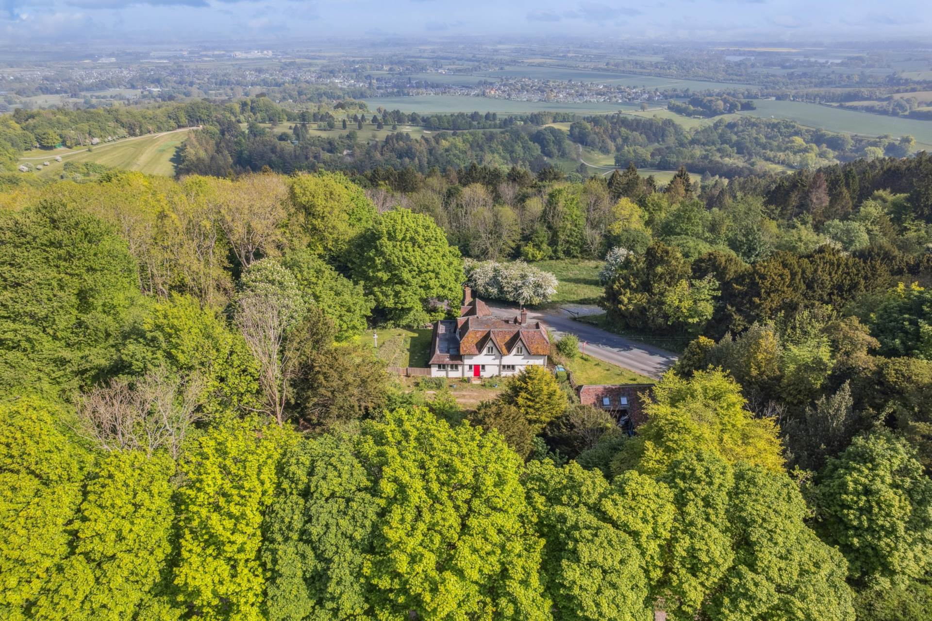 5 bedroom detached house for sale 0