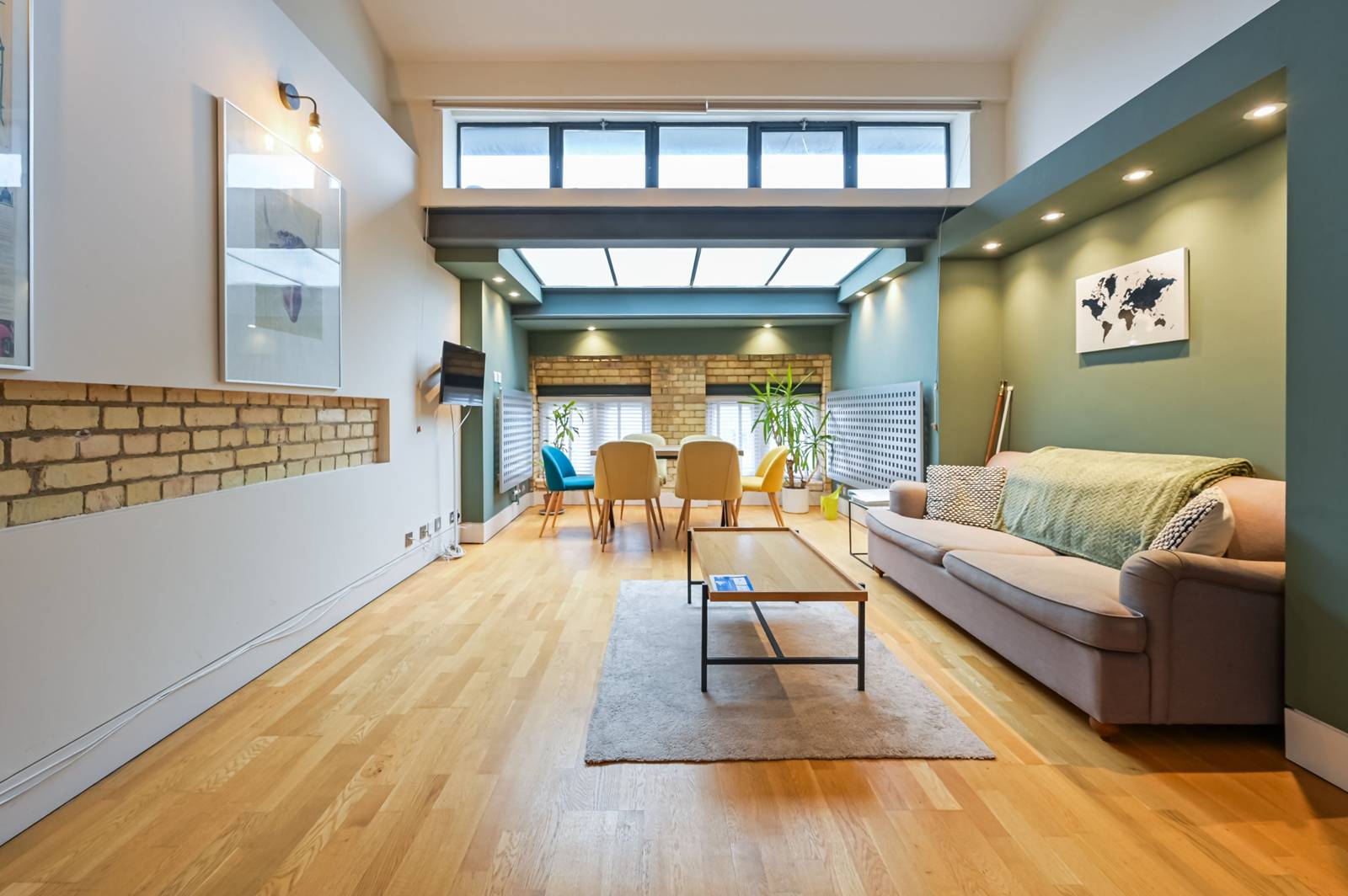 2 bedroom flat for sale 0