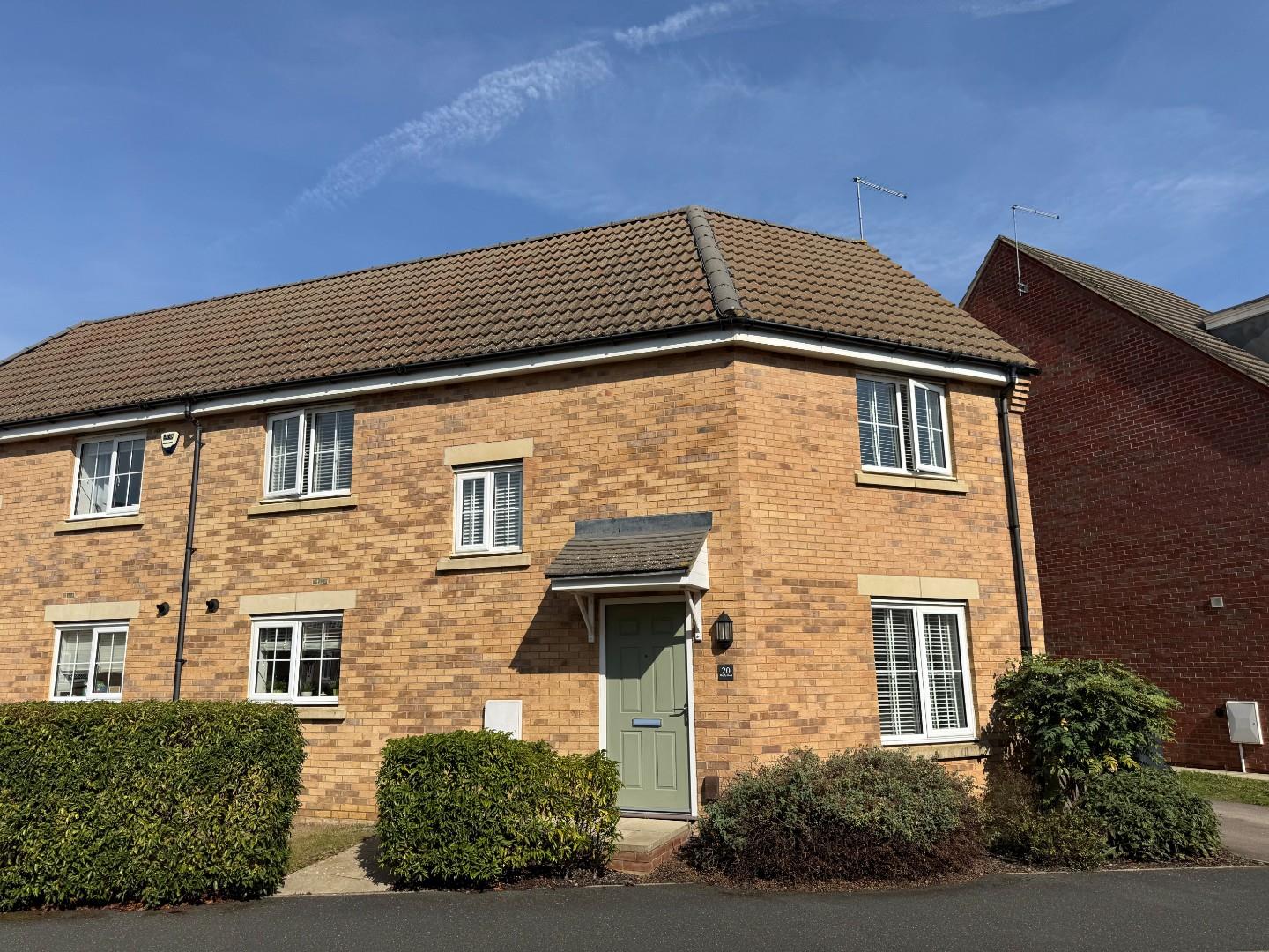 3-bed semi-detached on 20, Mayfly Road, Northampton, £300,000