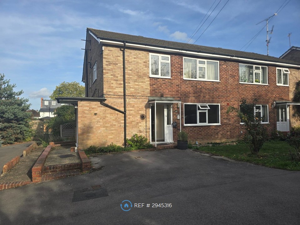 Avon Court, Avon Road, Farnham photo 4