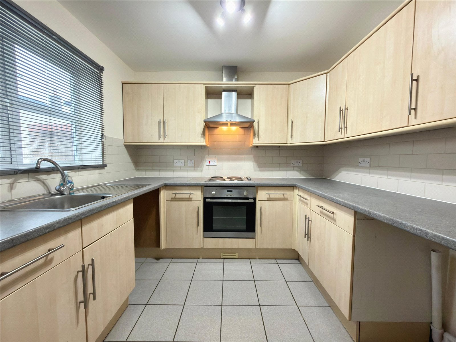 1, Bassenhally Road, Peterborough photo 2