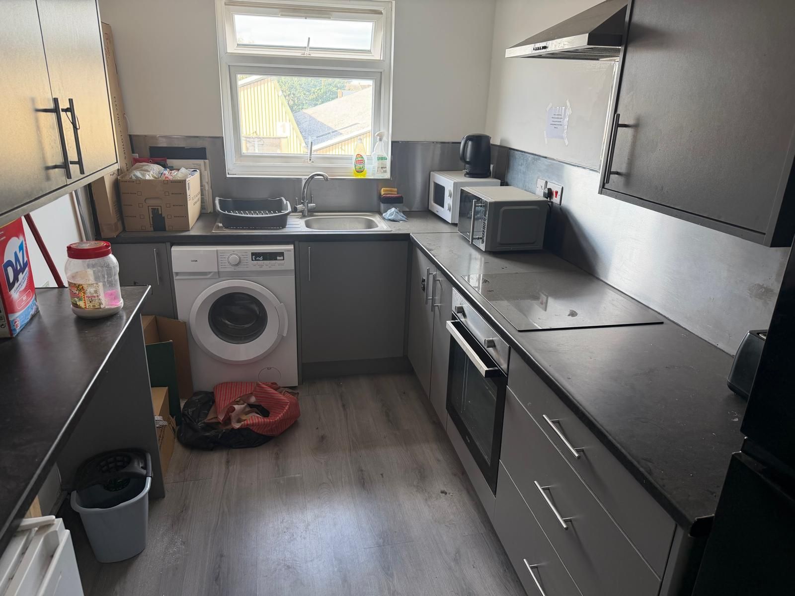 Room-2, 6 Hartington Road, Southall photo 5