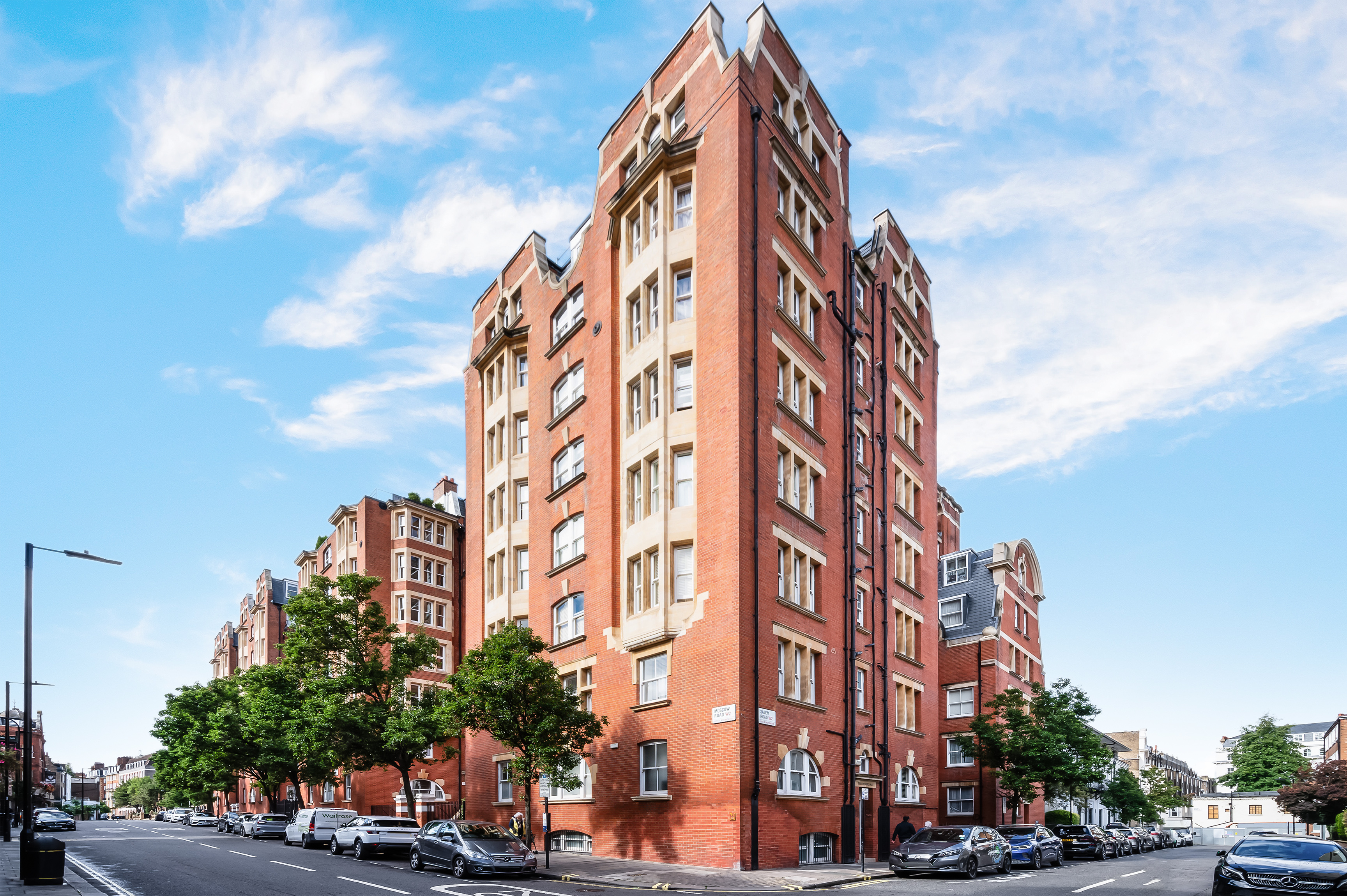 2 bedroom flat for sale 0
