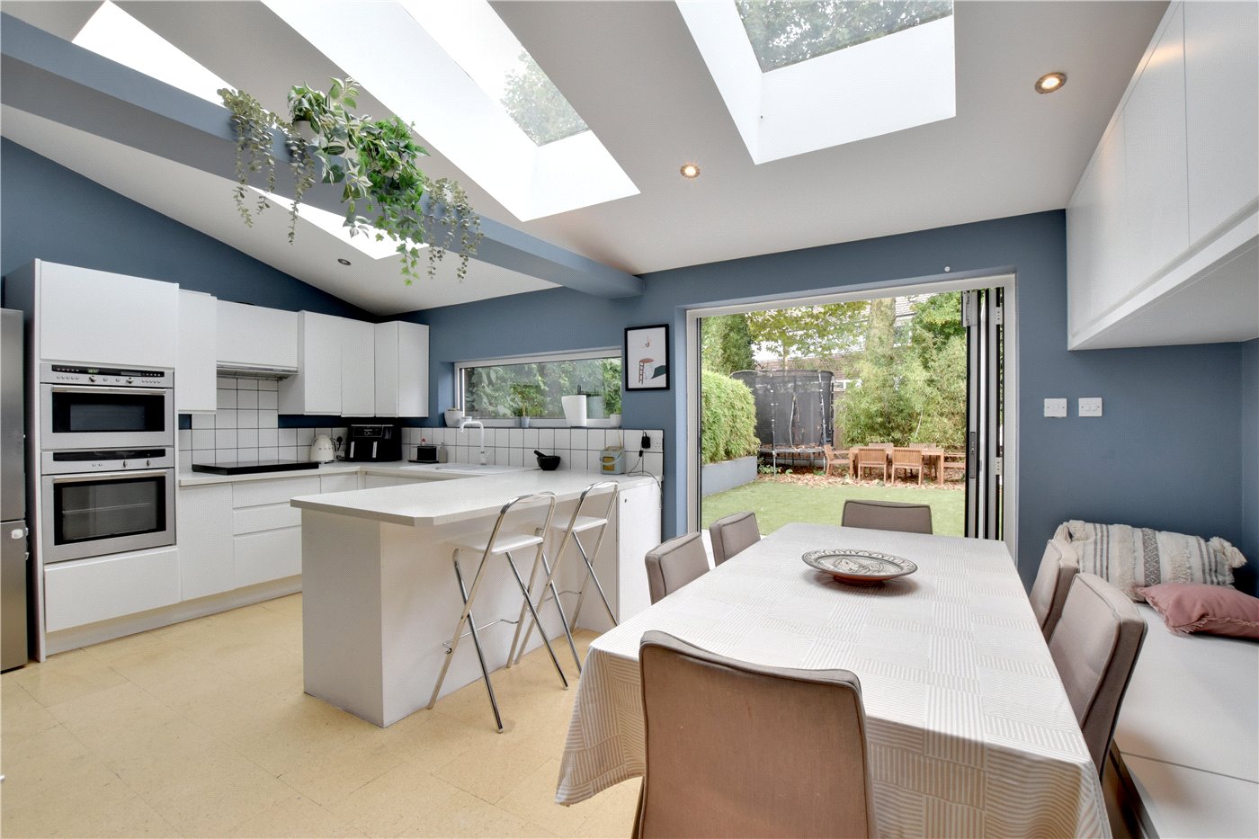 4 bedroom terraced house for sale 0