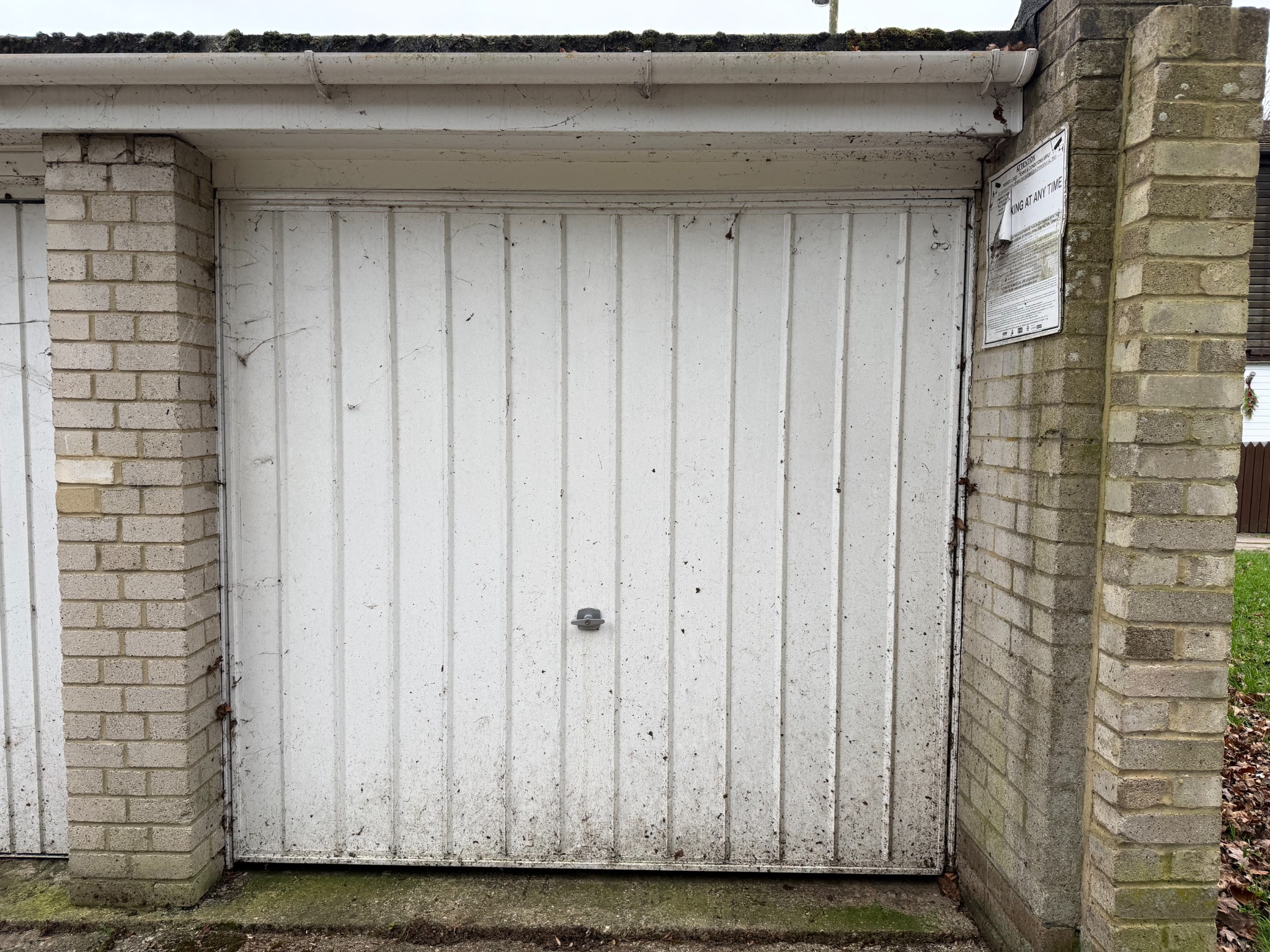 Garage 6, Block A, Andover photo 3