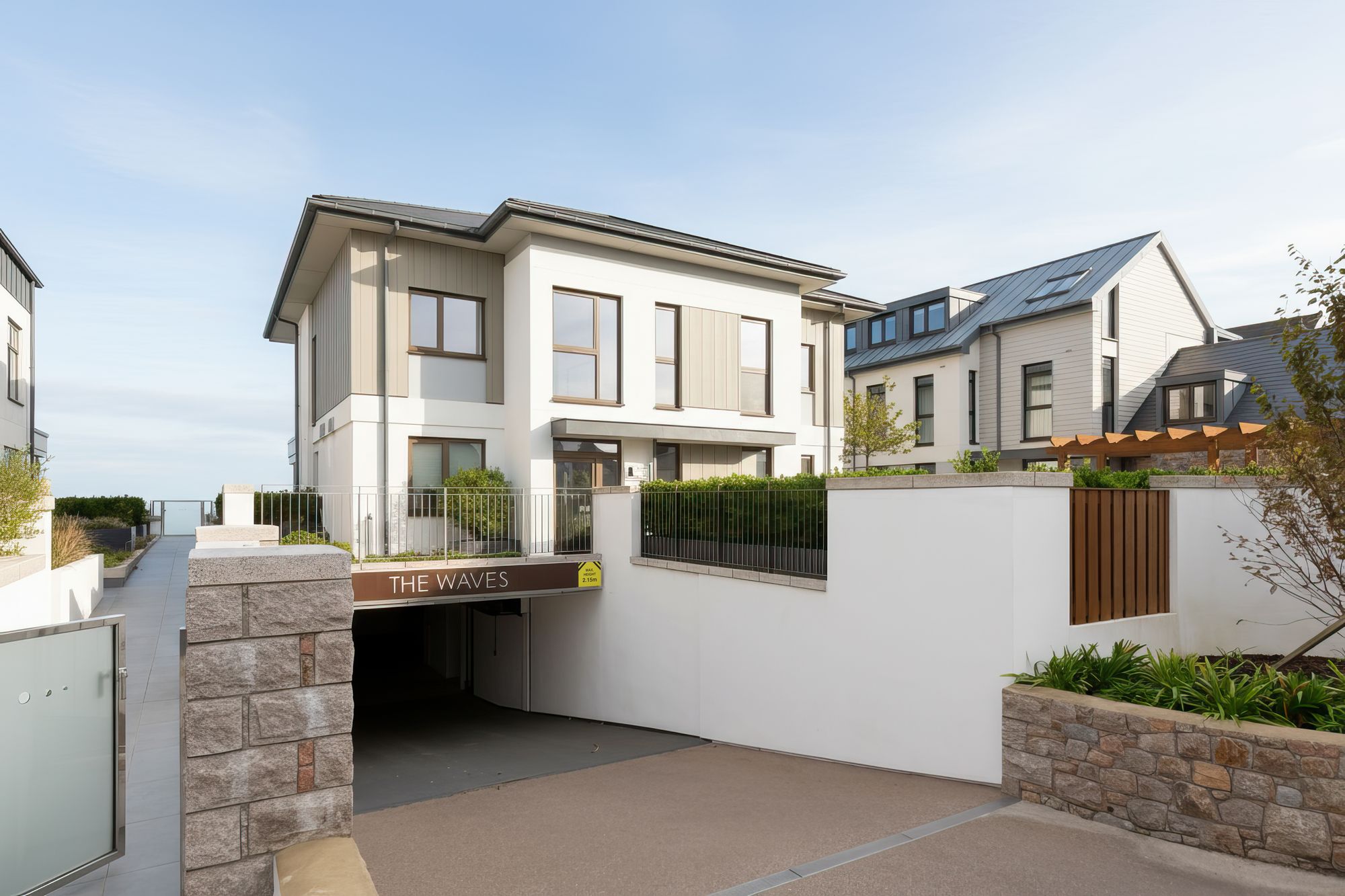 2 bedroom flat for sale 0