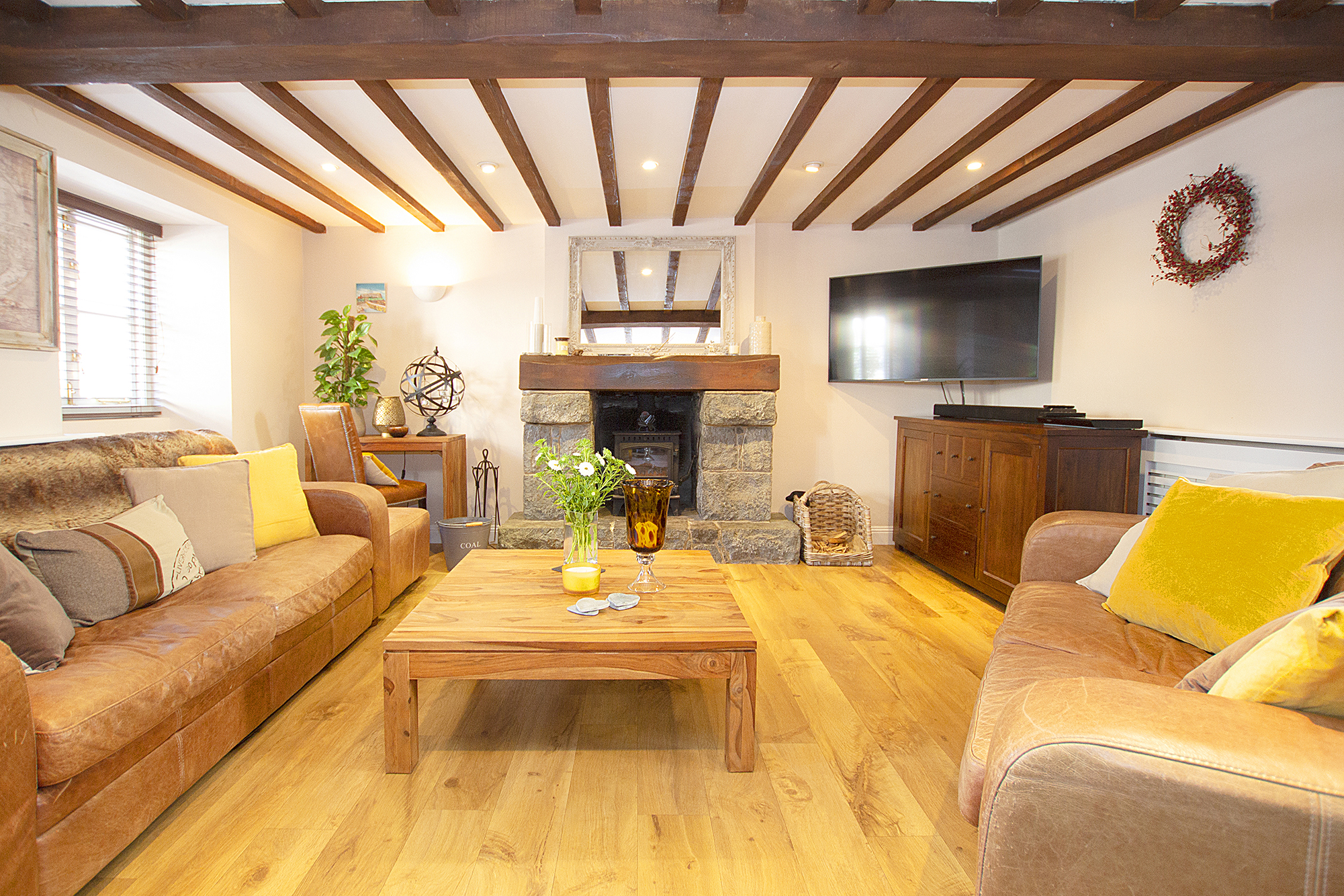 5 bedroom semi-detached house for sale 0