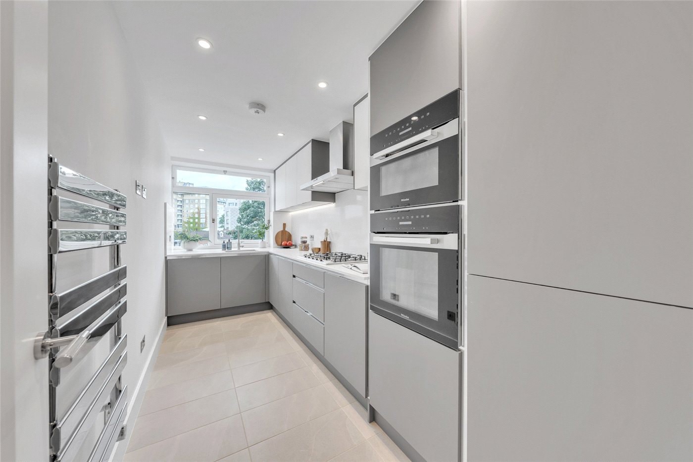 2 bedroom flat for sale 0