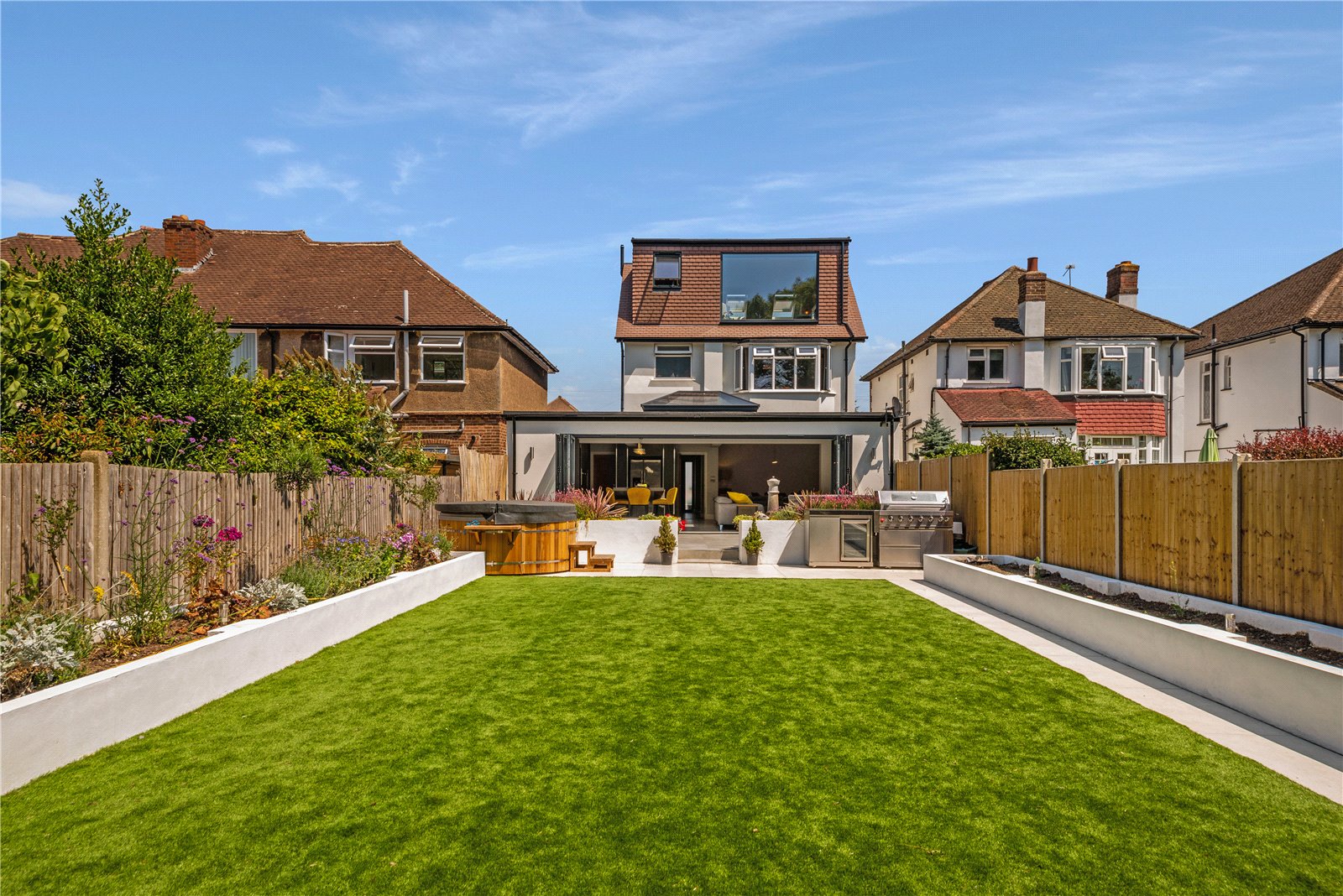 5 bedroom detached house for sale in Buckhurst Hill