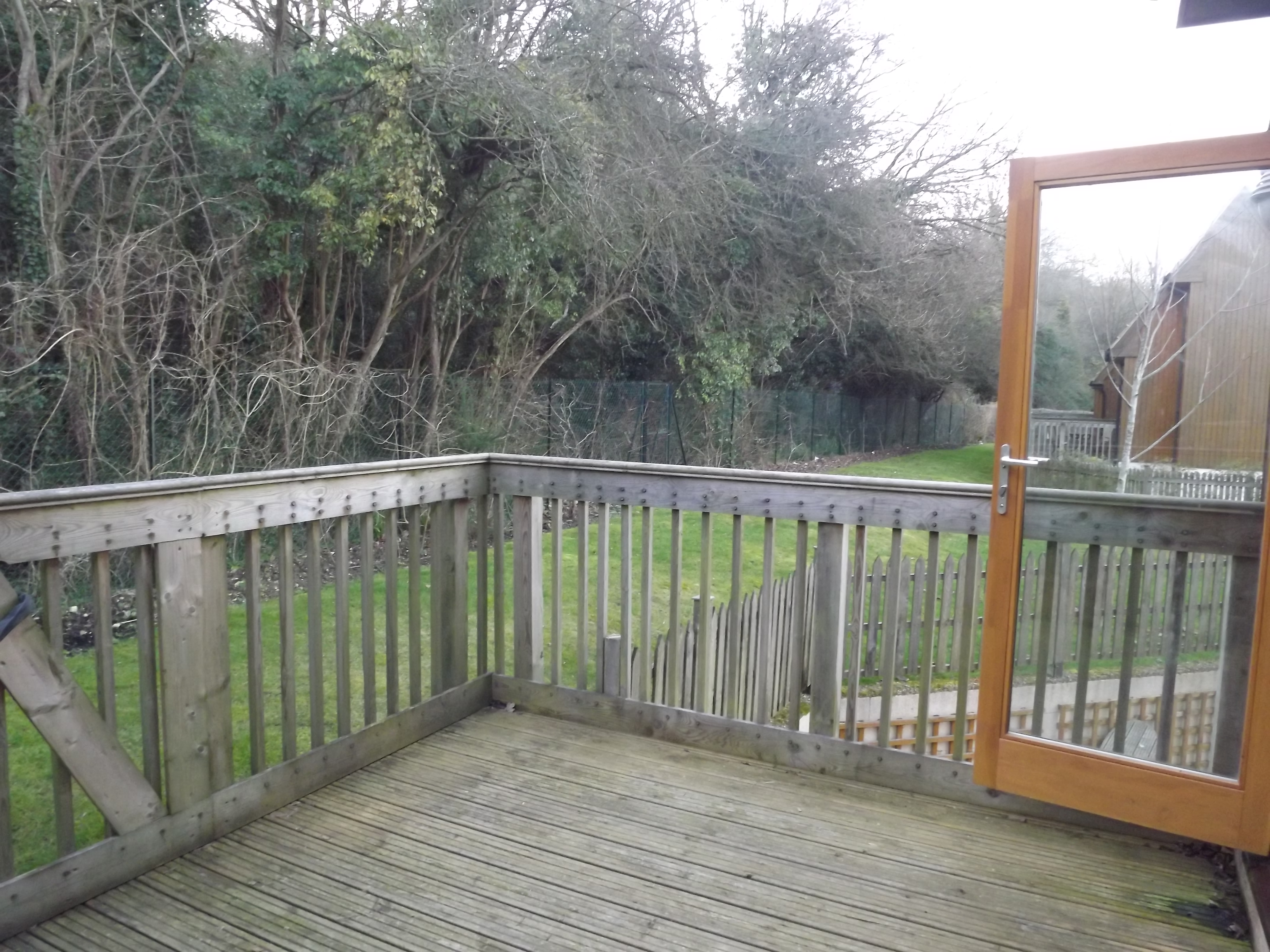 2 Bedrooms Flat to rent in Rowland Place, Purley CR8