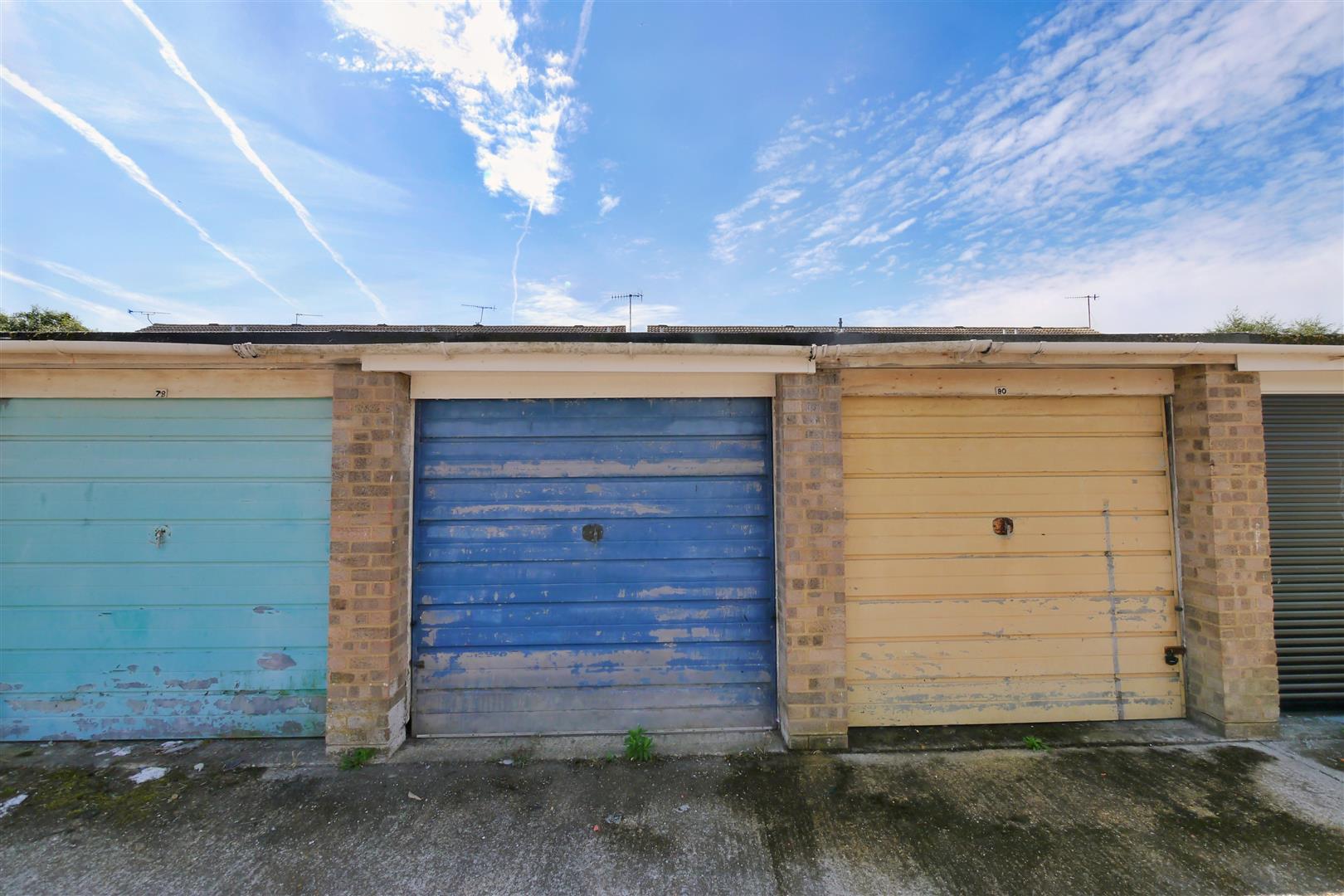 Garage, 28, Vancouver Road, Worthing photo 4