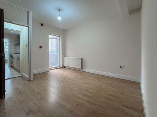 17, St. Peters Road, Reading photo 2