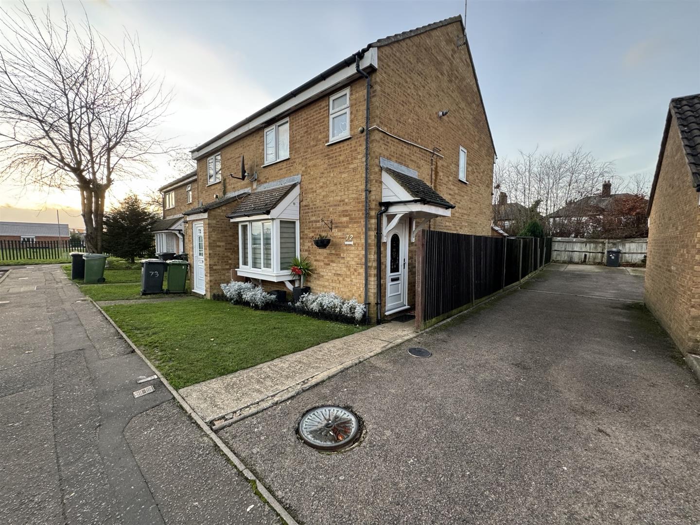 72, Eaglesthorpe, Peterborough photo 4