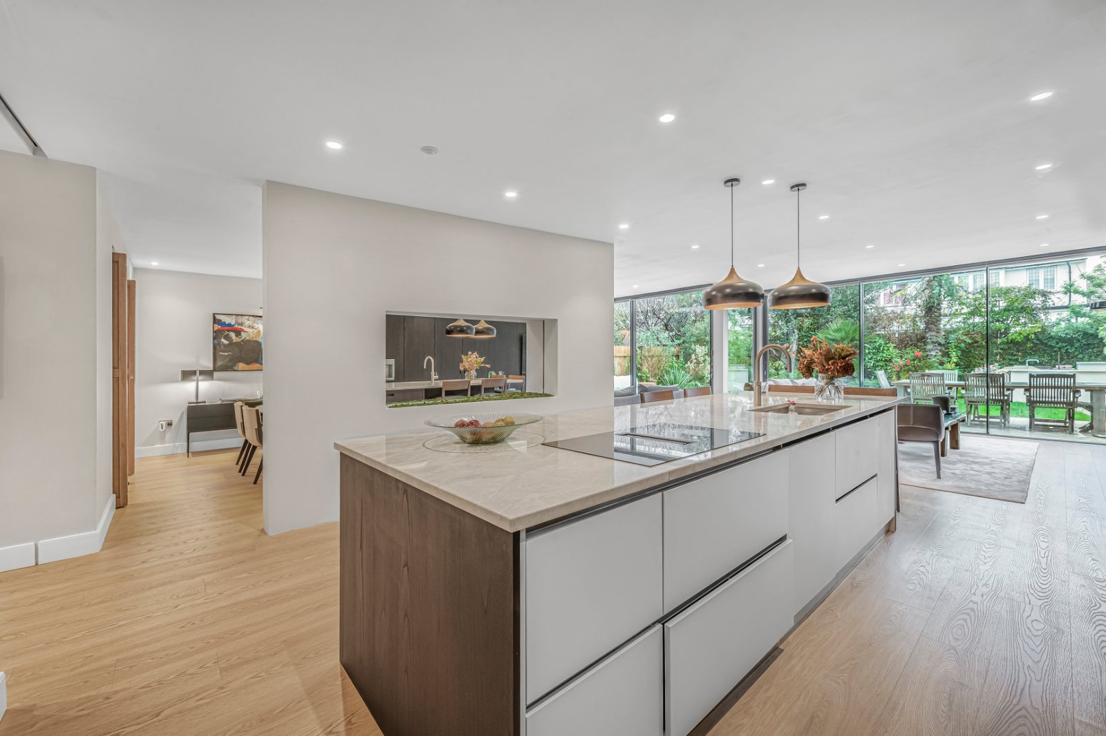 5 bedroom semi-detached house for sale 0