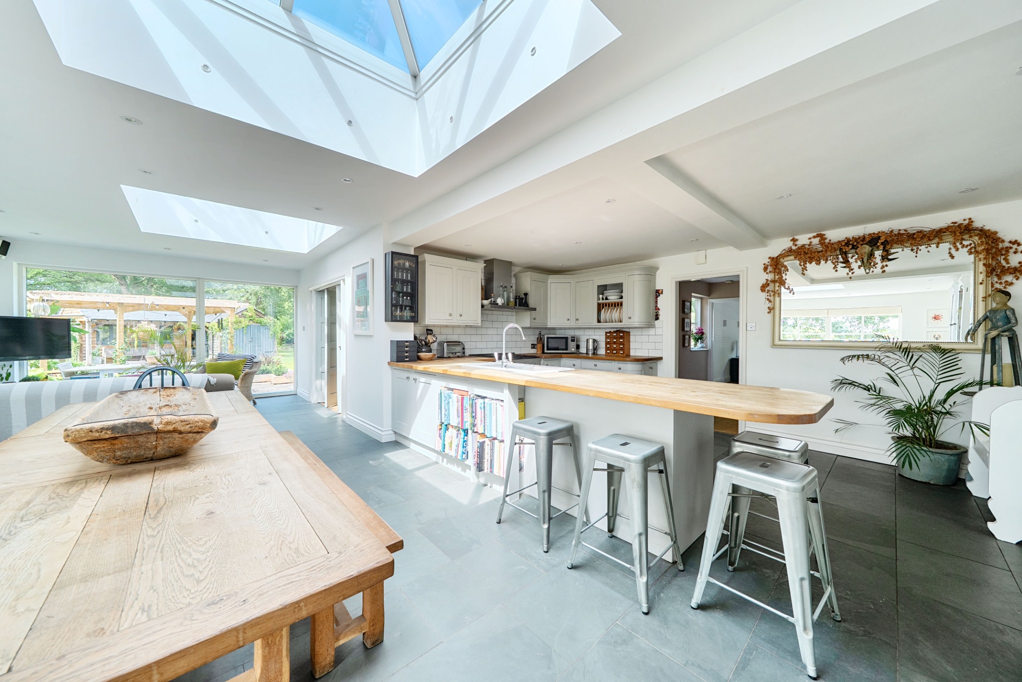 Rustlings, Robin Hood Lane, Guildford photo 4