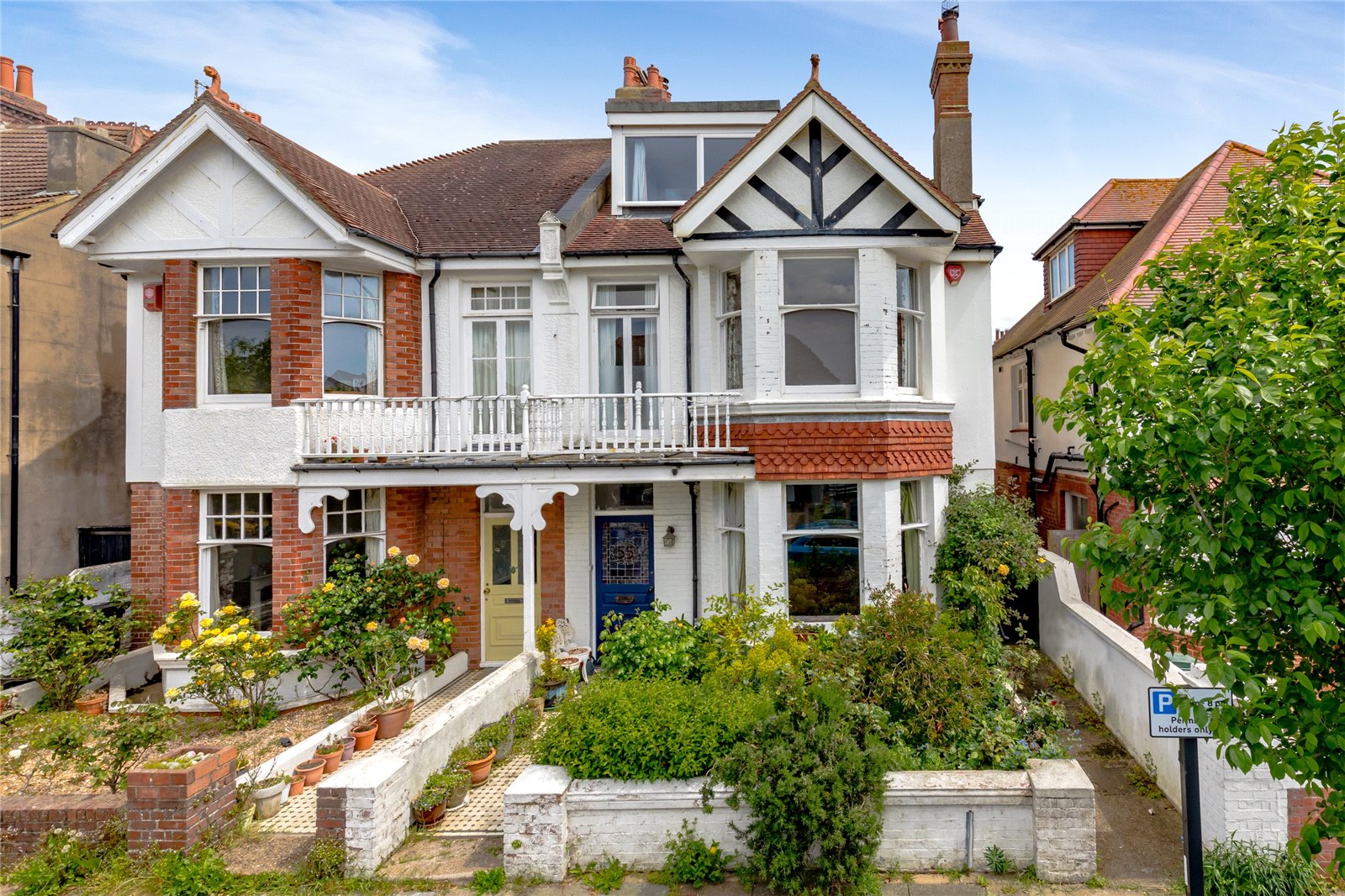 3 bedroom semi-detached house for sale in Rickmansworth