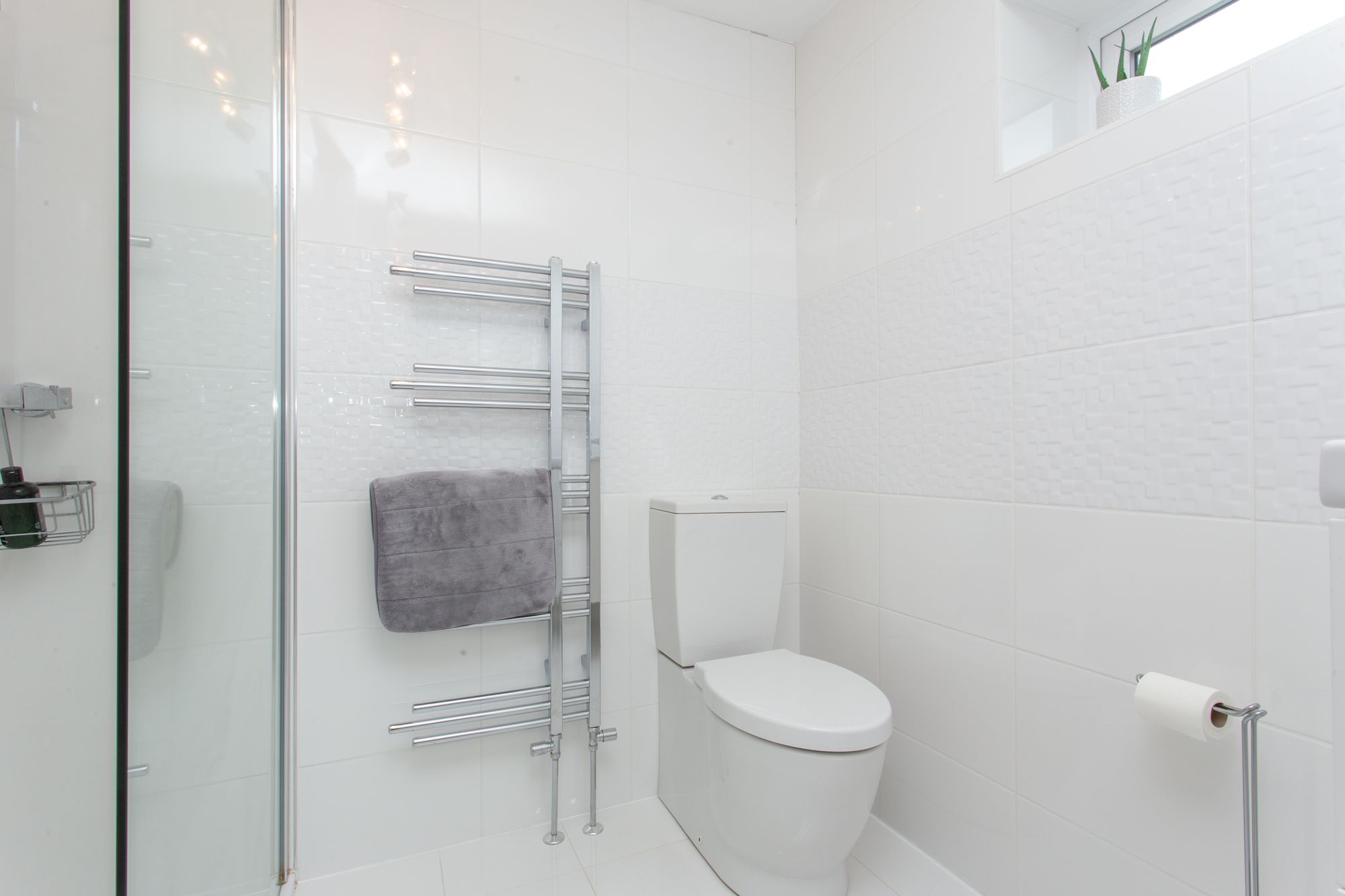 Photos of Cornwallis Avenue, Folkestone CT19 64548237 PrimeLocation