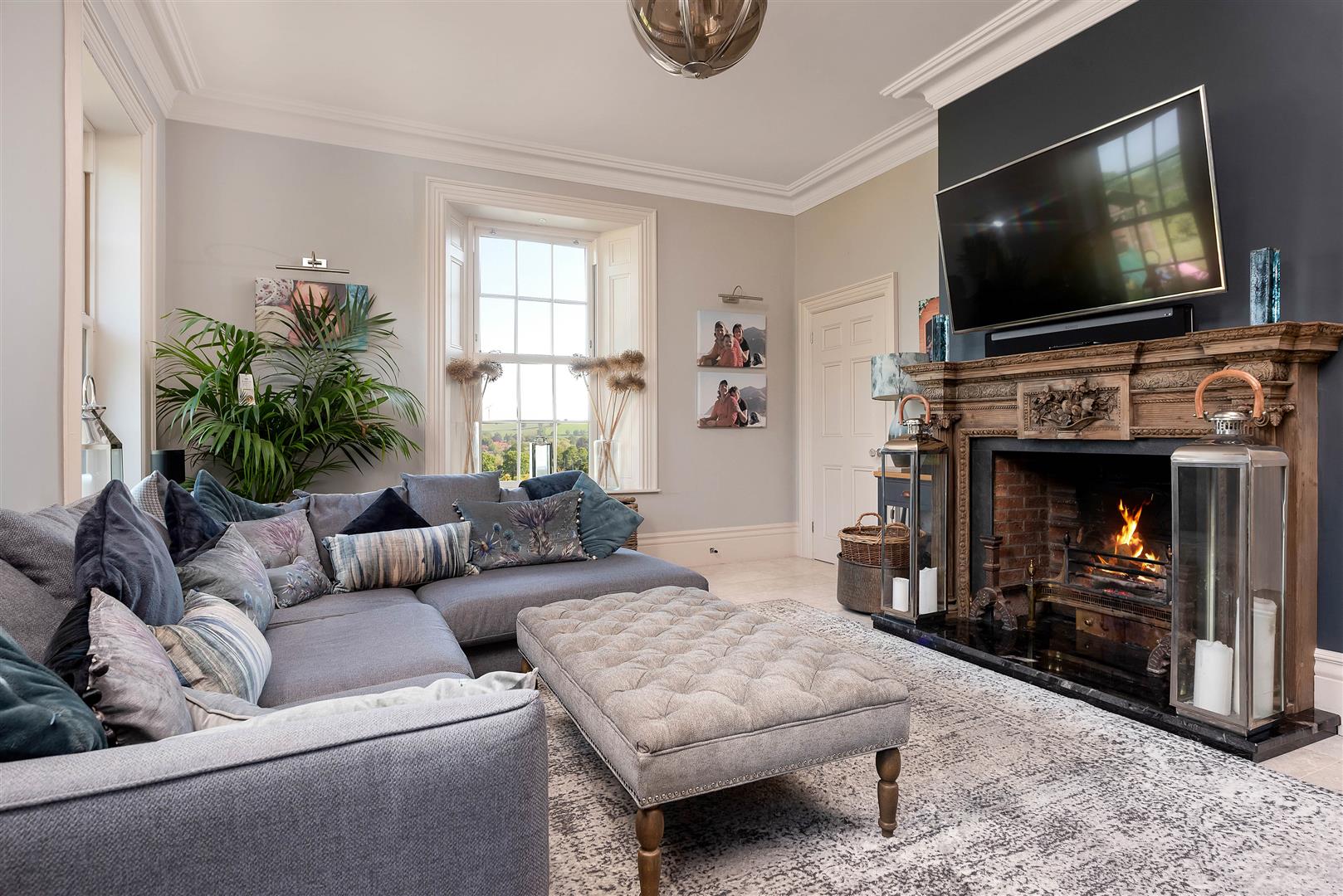 5 bedroom detached house for sale 0